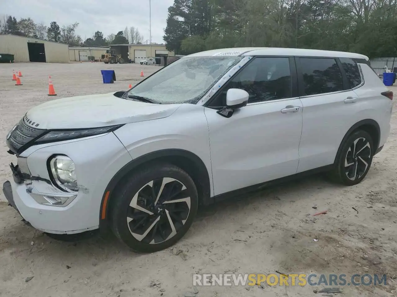 1 Photograph of a damaged car JA4J3VA88RZ007620 MITSUBISHI OUTLANDER 2024