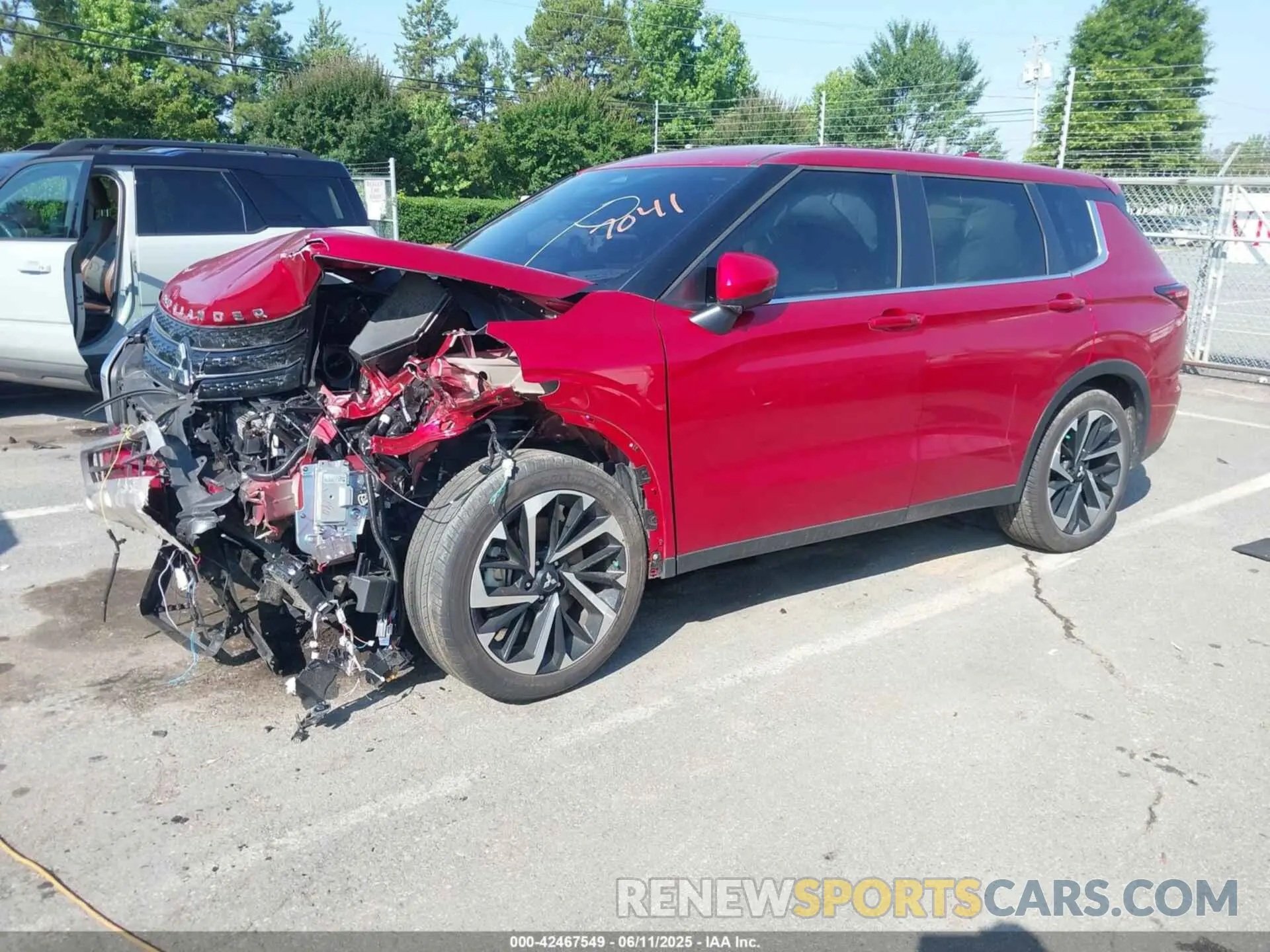 2 Photograph of a damaged car JA4J3VA89RZ017041 MITSUBISHI OUTLANDER 2024