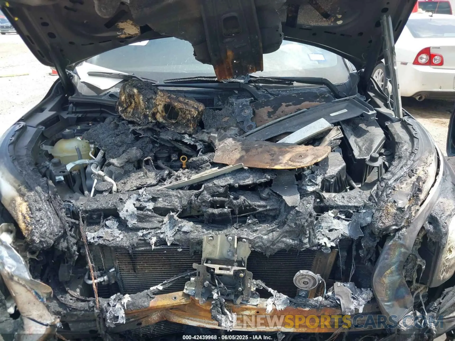 10 Photograph of a damaged car JA4J3VA8XRZ004752 MITSUBISHI OUTLANDER 2024