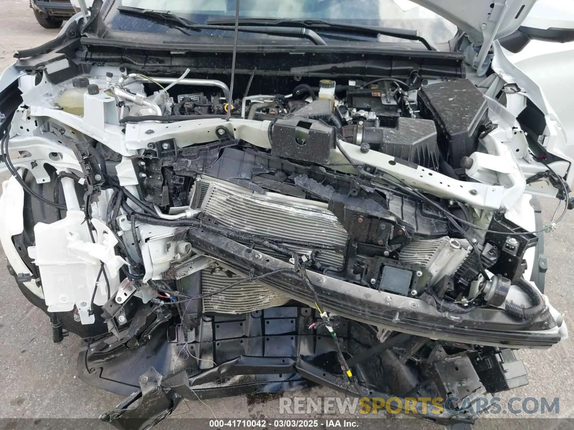 10 Photograph of a damaged car JA4J3VA8XRZ076597 MITSUBISHI OUTLANDER 2024
