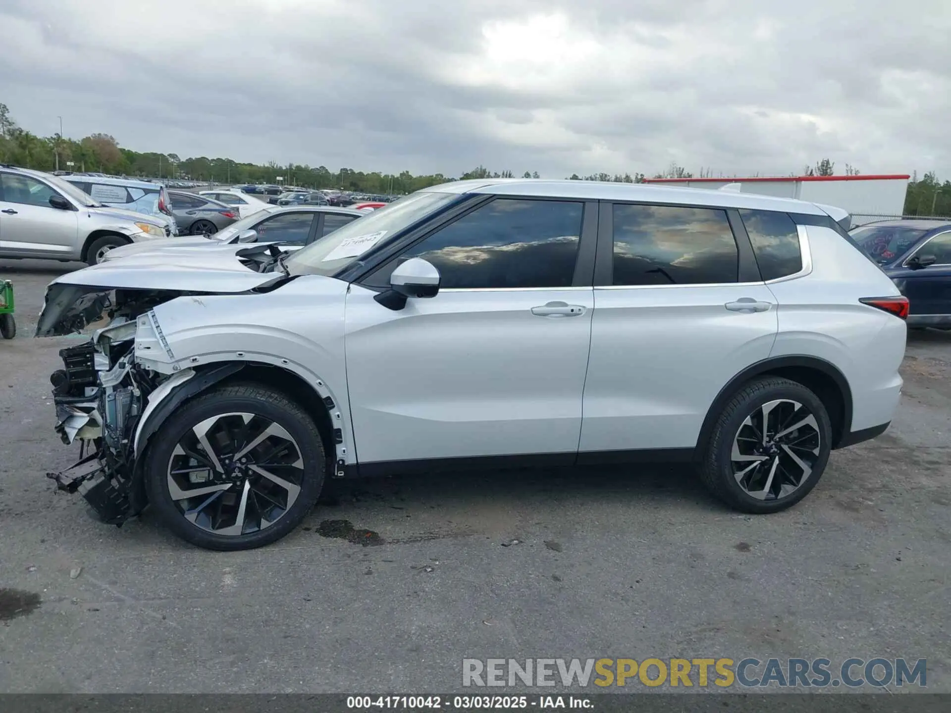 15 Photograph of a damaged car JA4J3VA8XRZ076597 MITSUBISHI OUTLANDER 2024