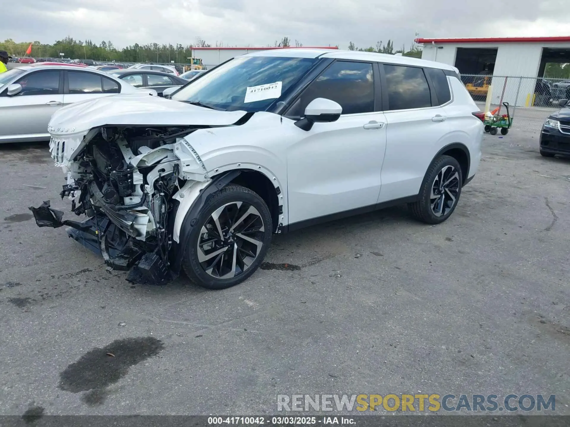 2 Photograph of a damaged car JA4J3VA8XRZ076597 MITSUBISHI OUTLANDER 2024