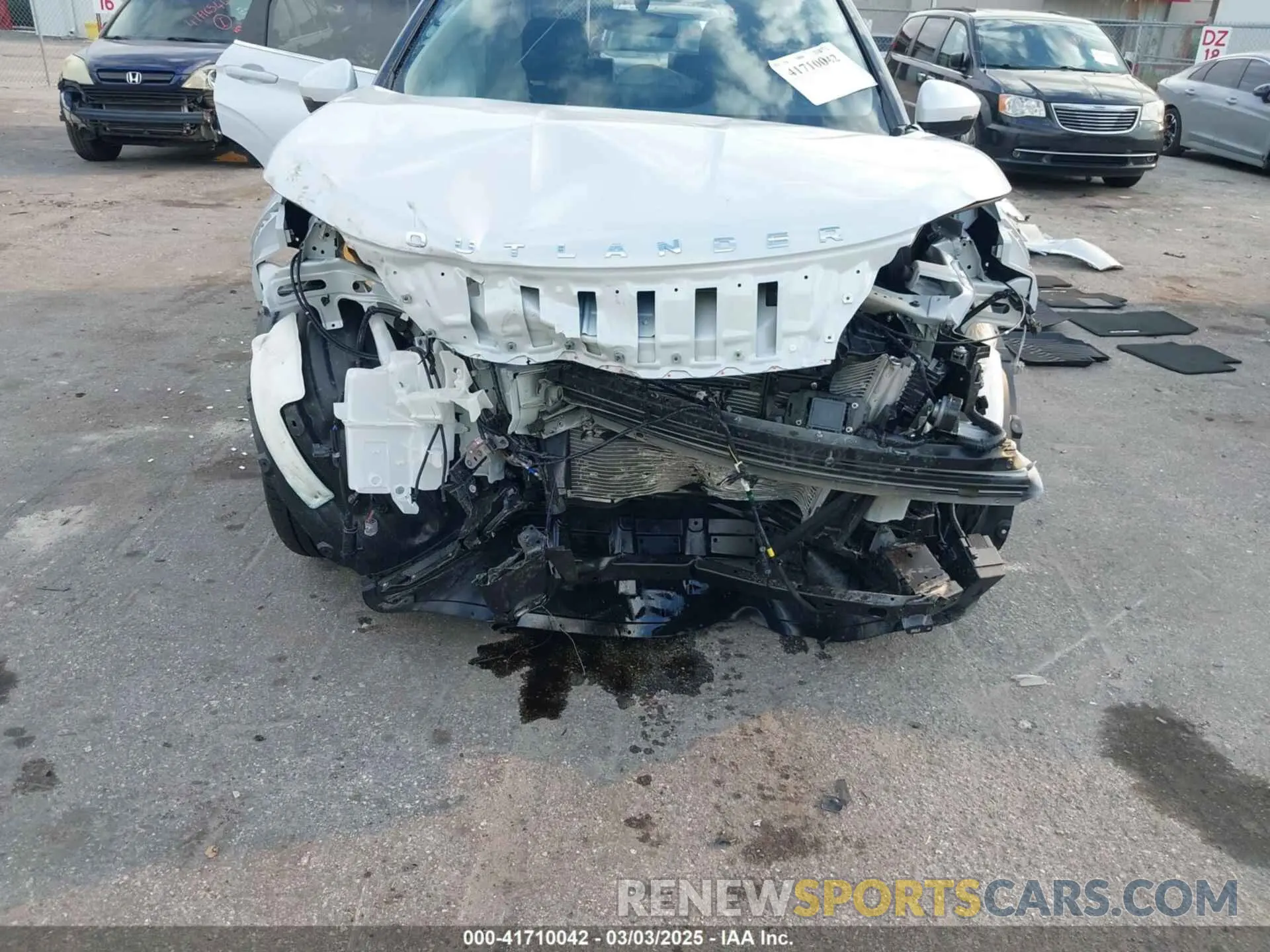 6 Photograph of a damaged car JA4J3VA8XRZ076597 MITSUBISHI OUTLANDER 2024