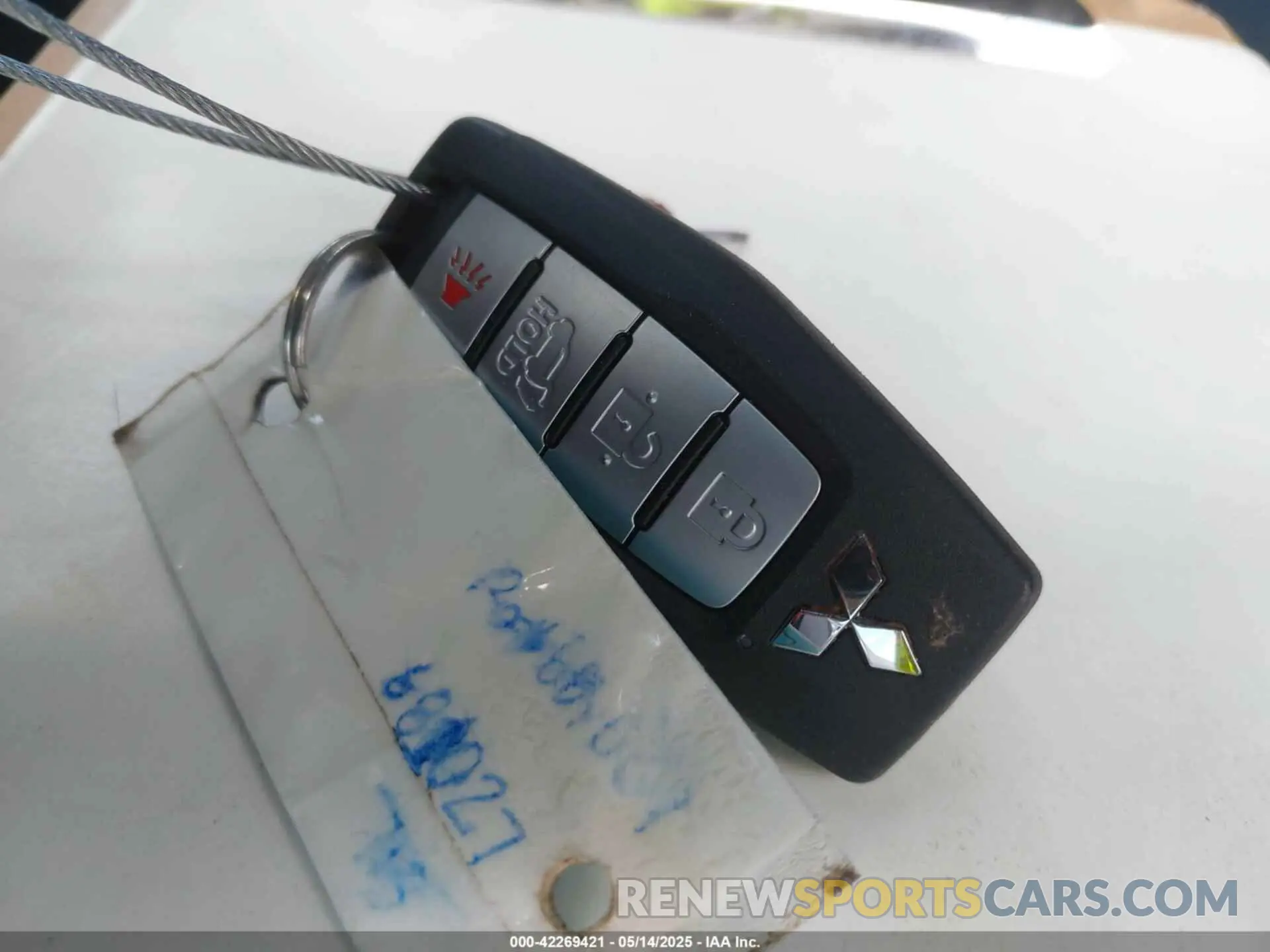 11 Photograph of a damaged car JA4J3VA8XRZ085123 MITSUBISHI OUTLANDER 2024