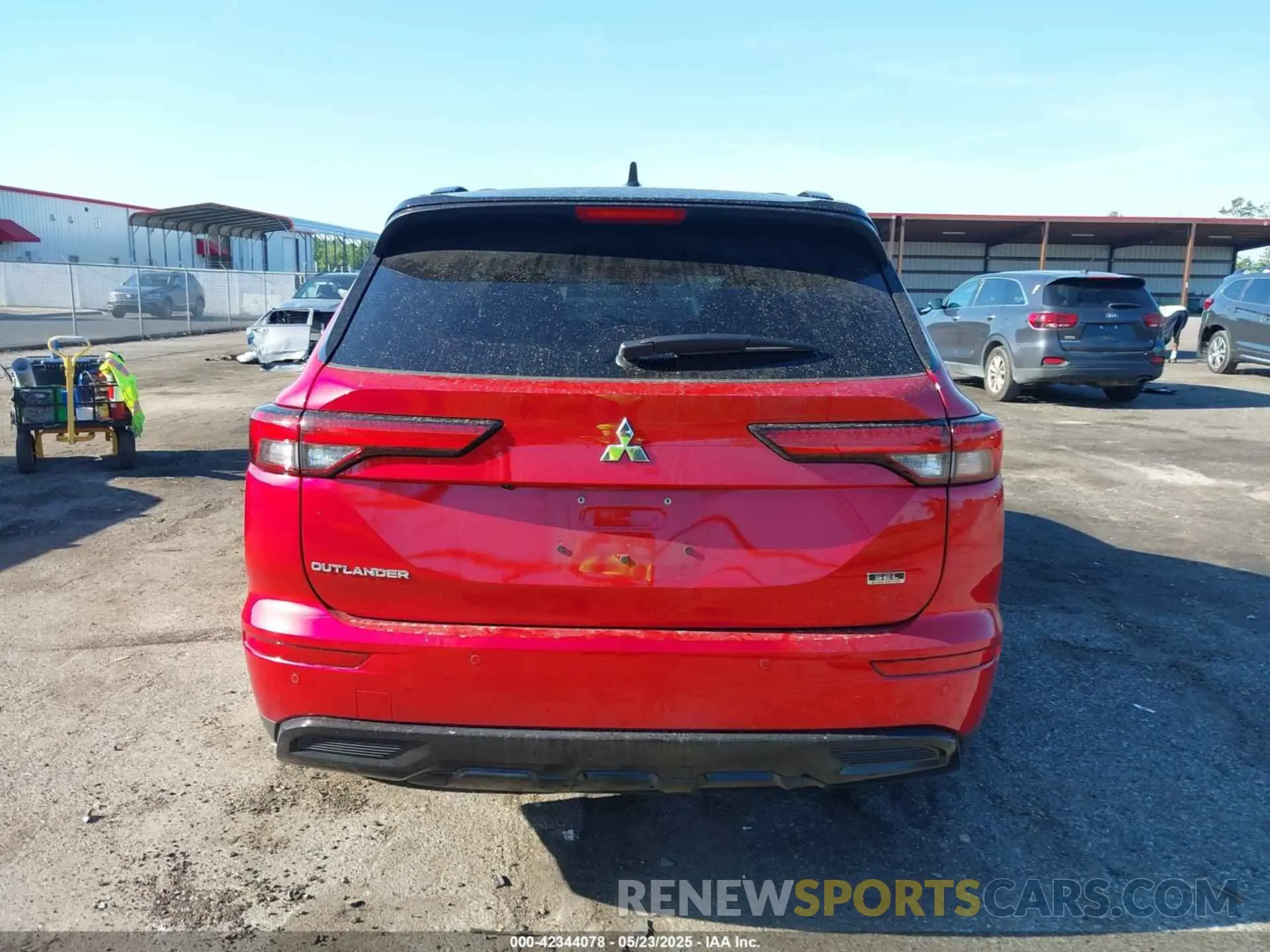 16 Photograph of a damaged car JA4J3WA85RZ079008 MITSUBISHI OUTLANDER 2024