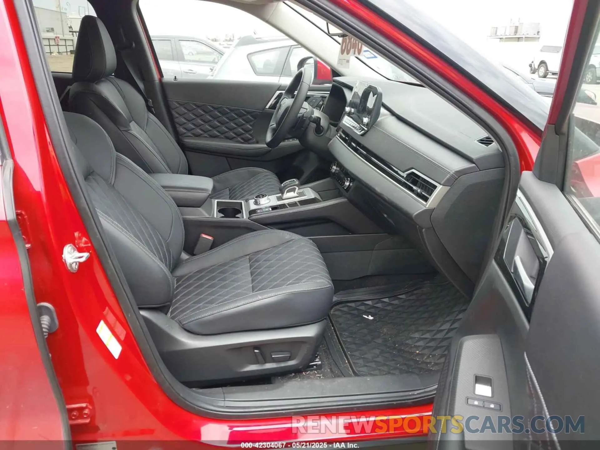 5 Photograph of a damaged car JA4J3WA87RZ012961 MITSUBISHI OUTLANDER 2024