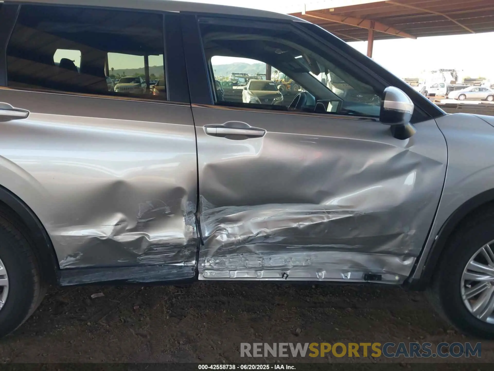 6 Photograph of a damaged car JA4J4UA82RZ062670 MITSUBISHI OUTLANDER 2024