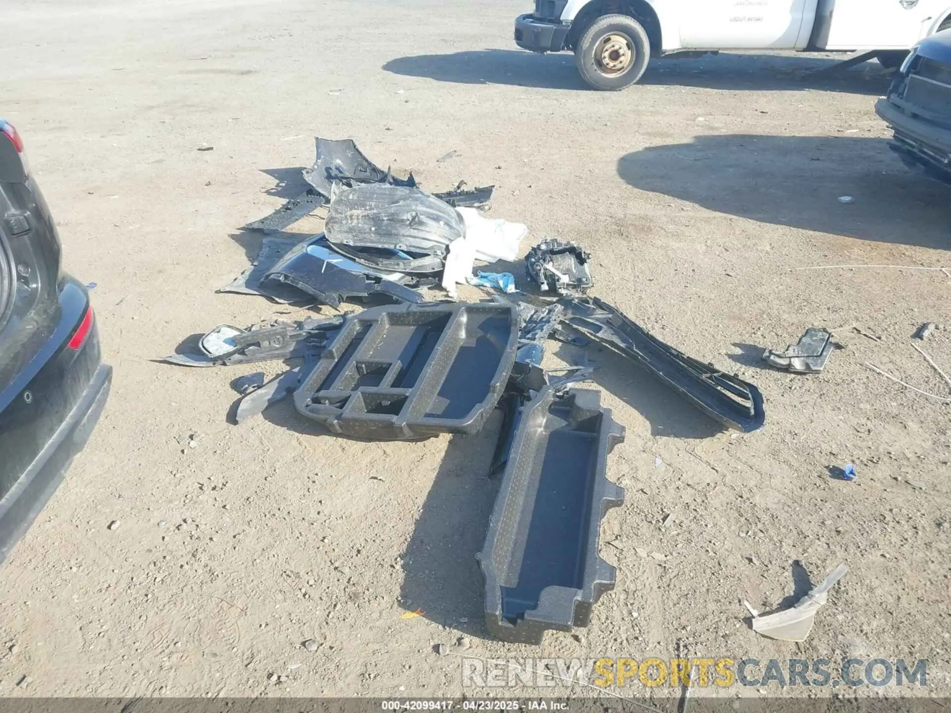 10 Photograph of a damaged car JA4J4UA87RZ007342 MITSUBISHI OUTLANDER 2024