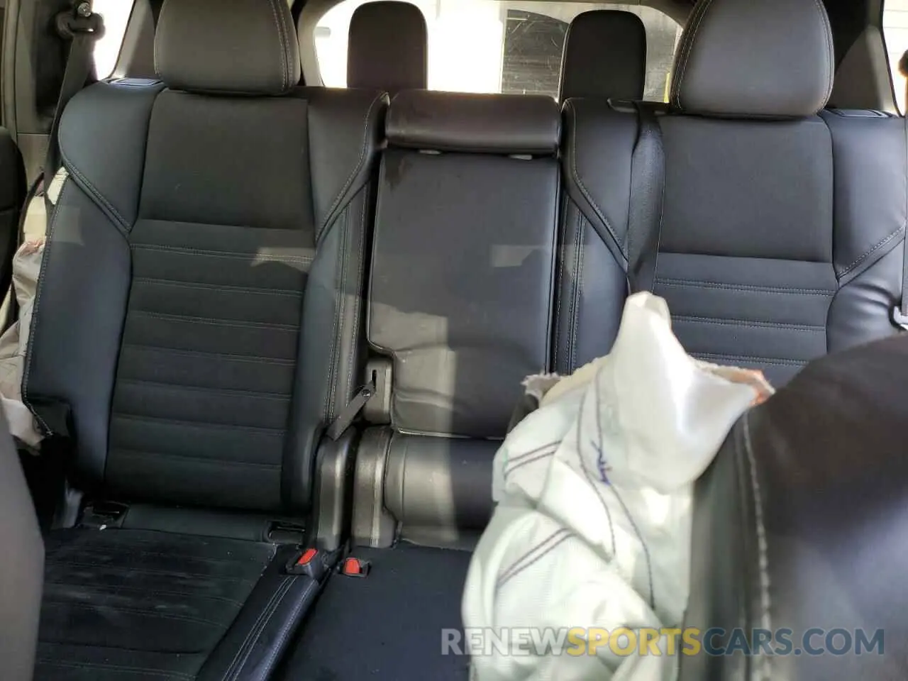 10 Photograph of a damaged car JA4J4VA80RZ005891 MITSUBISHI OUTLANDER 2024