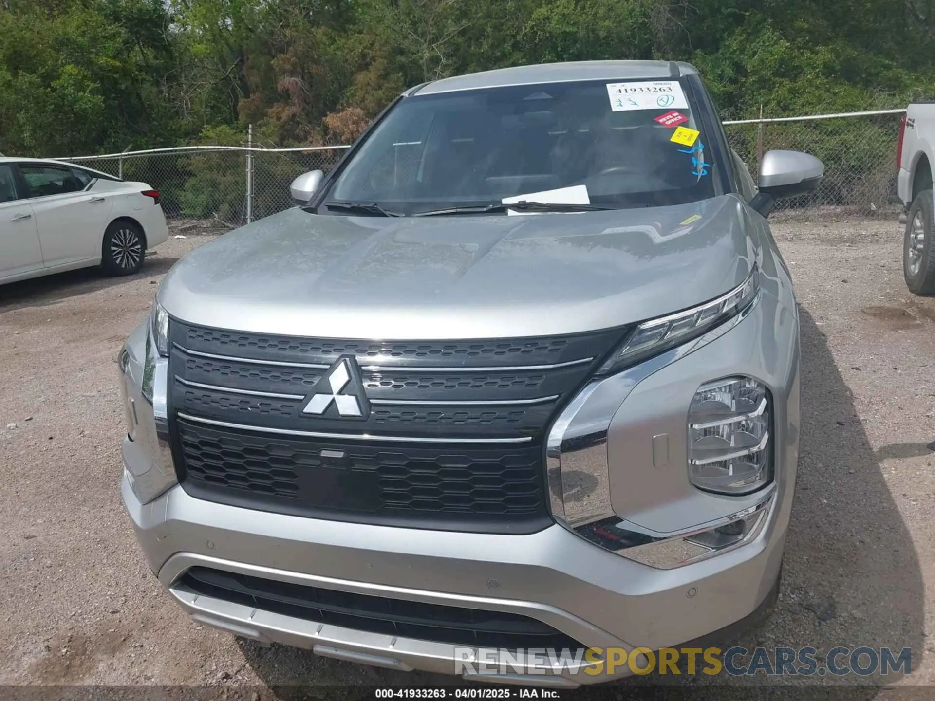 12 Photograph of a damaged car JA4J4VA80RZ043654 MITSUBISHI OUTLANDER 2024