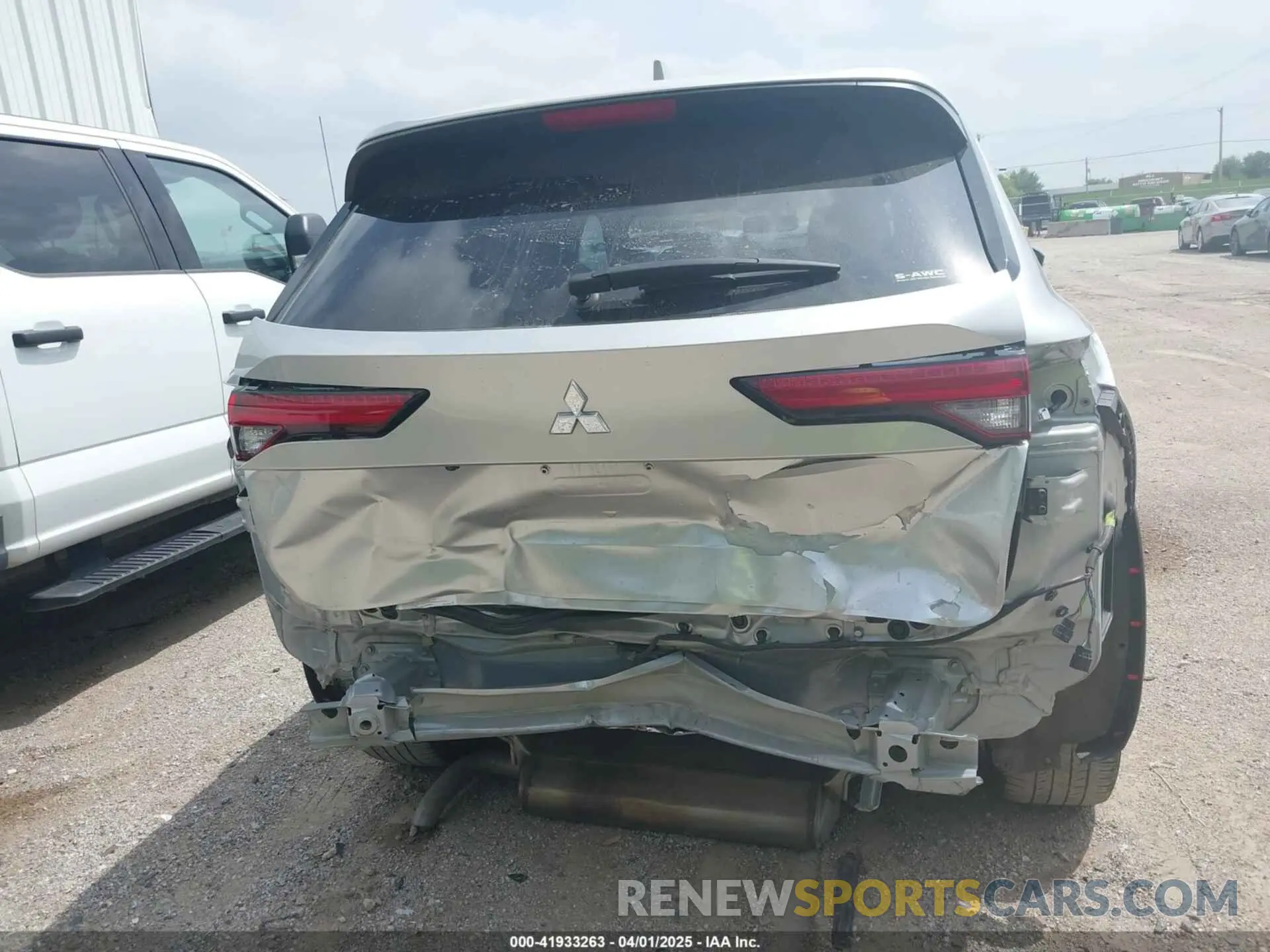16 Photograph of a damaged car JA4J4VA80RZ043654 MITSUBISHI OUTLANDER 2024