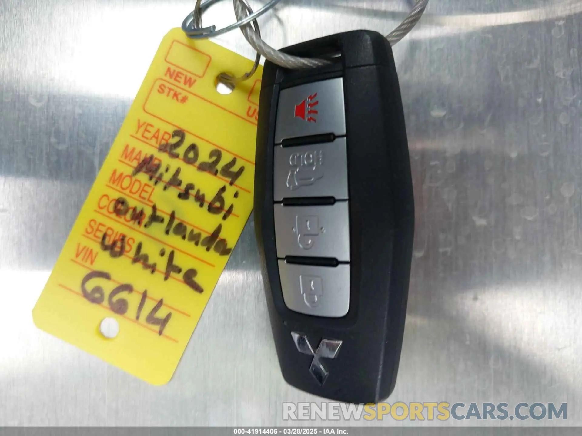 11 Photograph of a damaged car JA4J4VA82RZ026614 MITSUBISHI OUTLANDER 2024