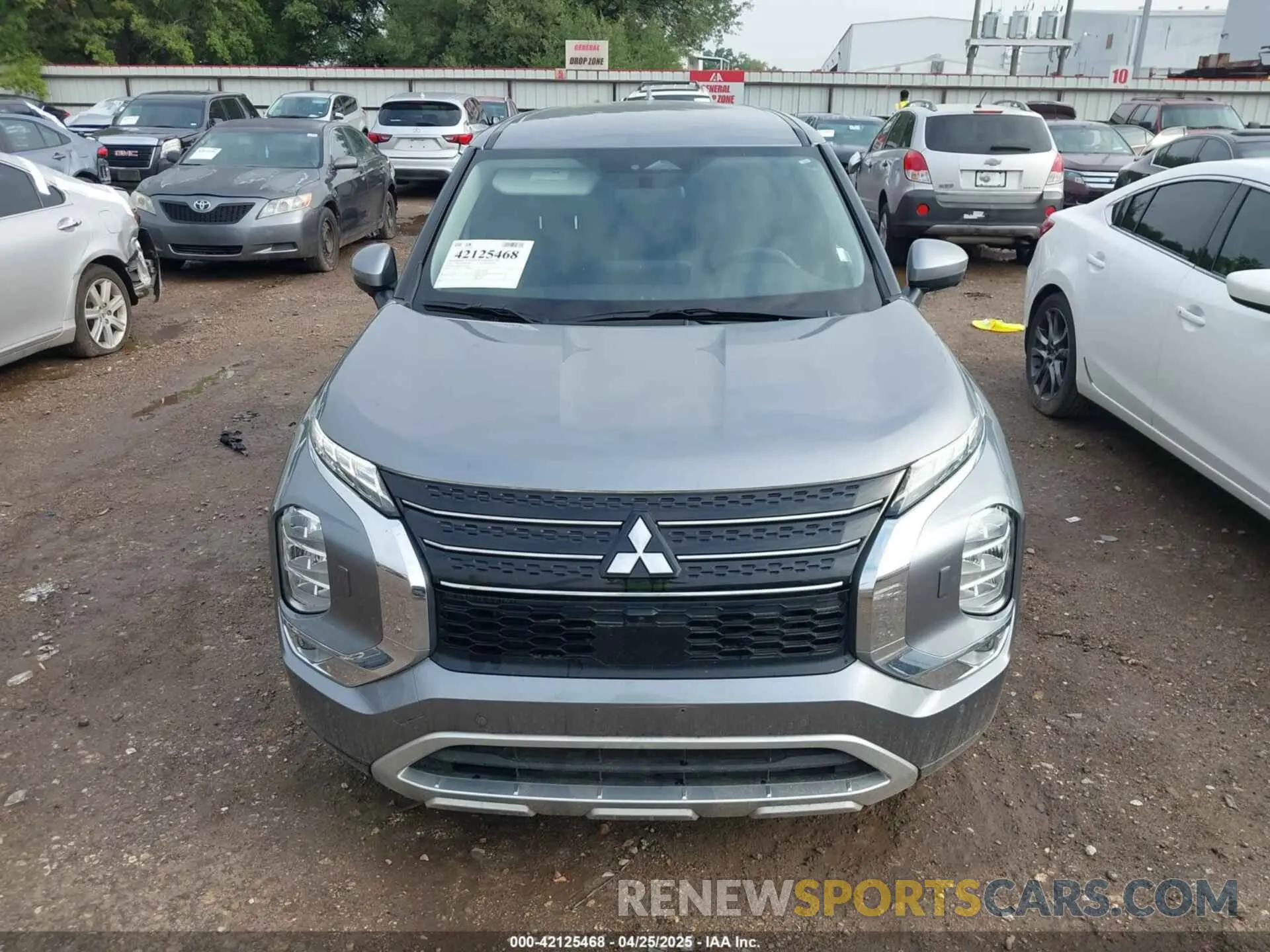 12 Photograph of a damaged car JA4J4VA82RZ027004 MITSUBISHI OUTLANDER 2024