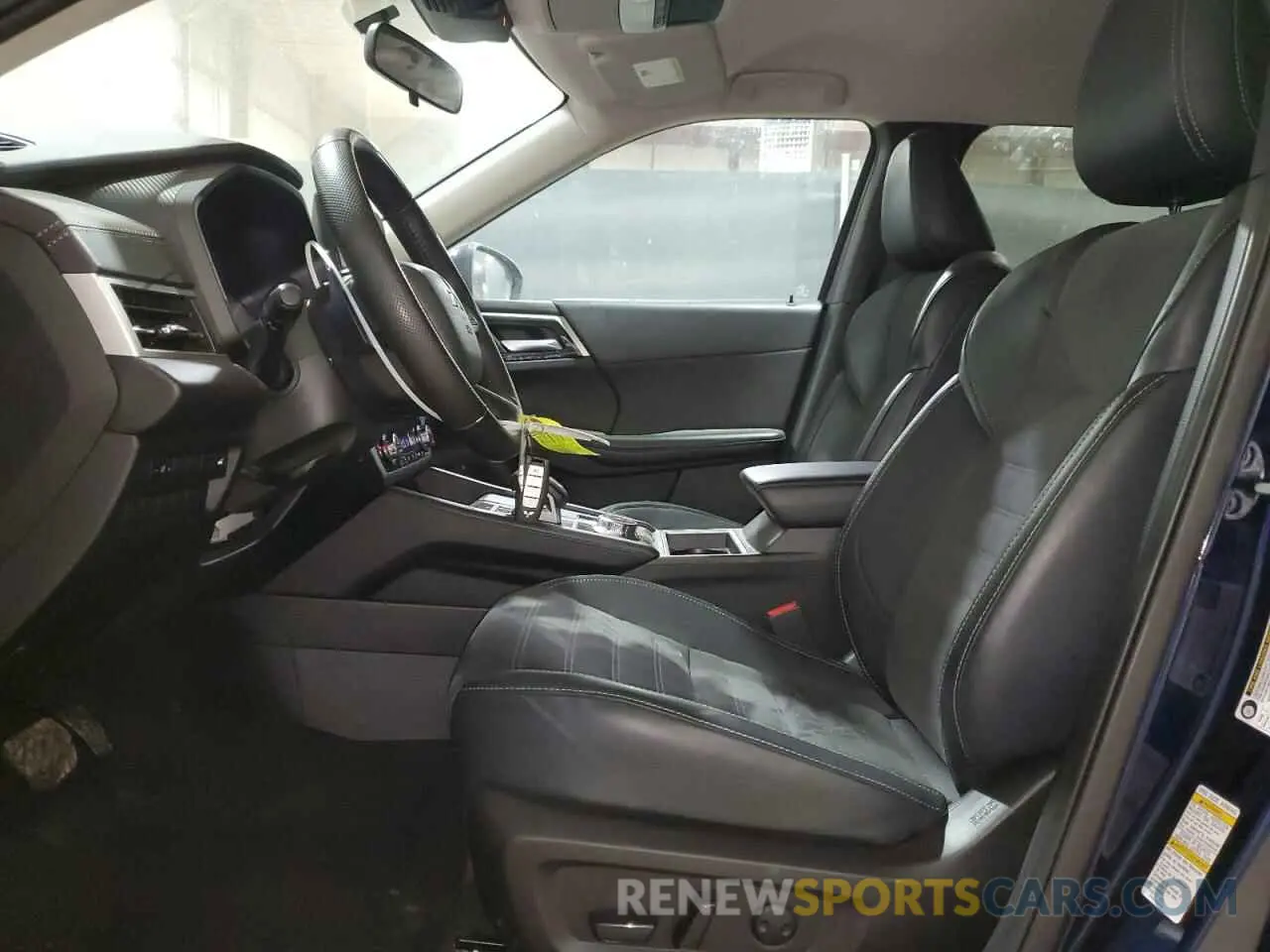 7 Photograph of a damaged car JA4J4VA82RZ044157 MITSUBISHI OUTLANDER 2024