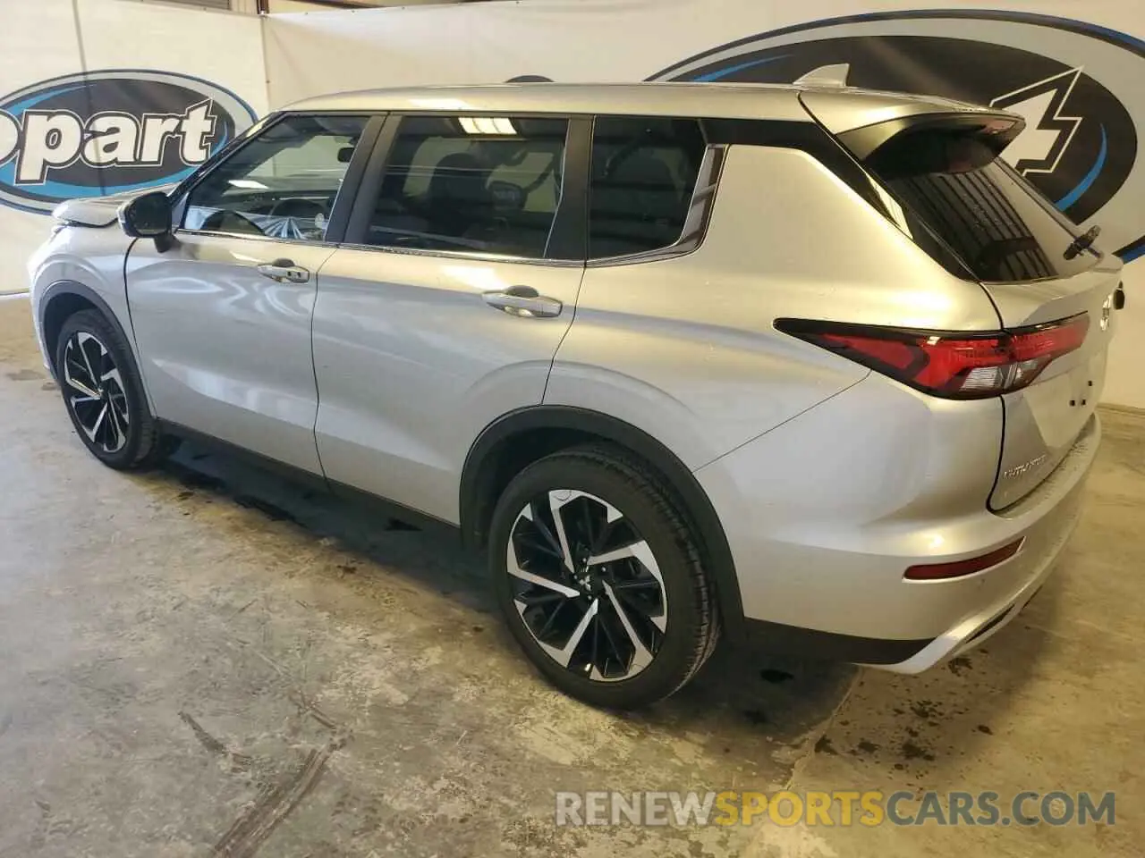 2 Photograph of a damaged car JA4J4VA82RZ044529 MITSUBISHI OUTLANDER 2024