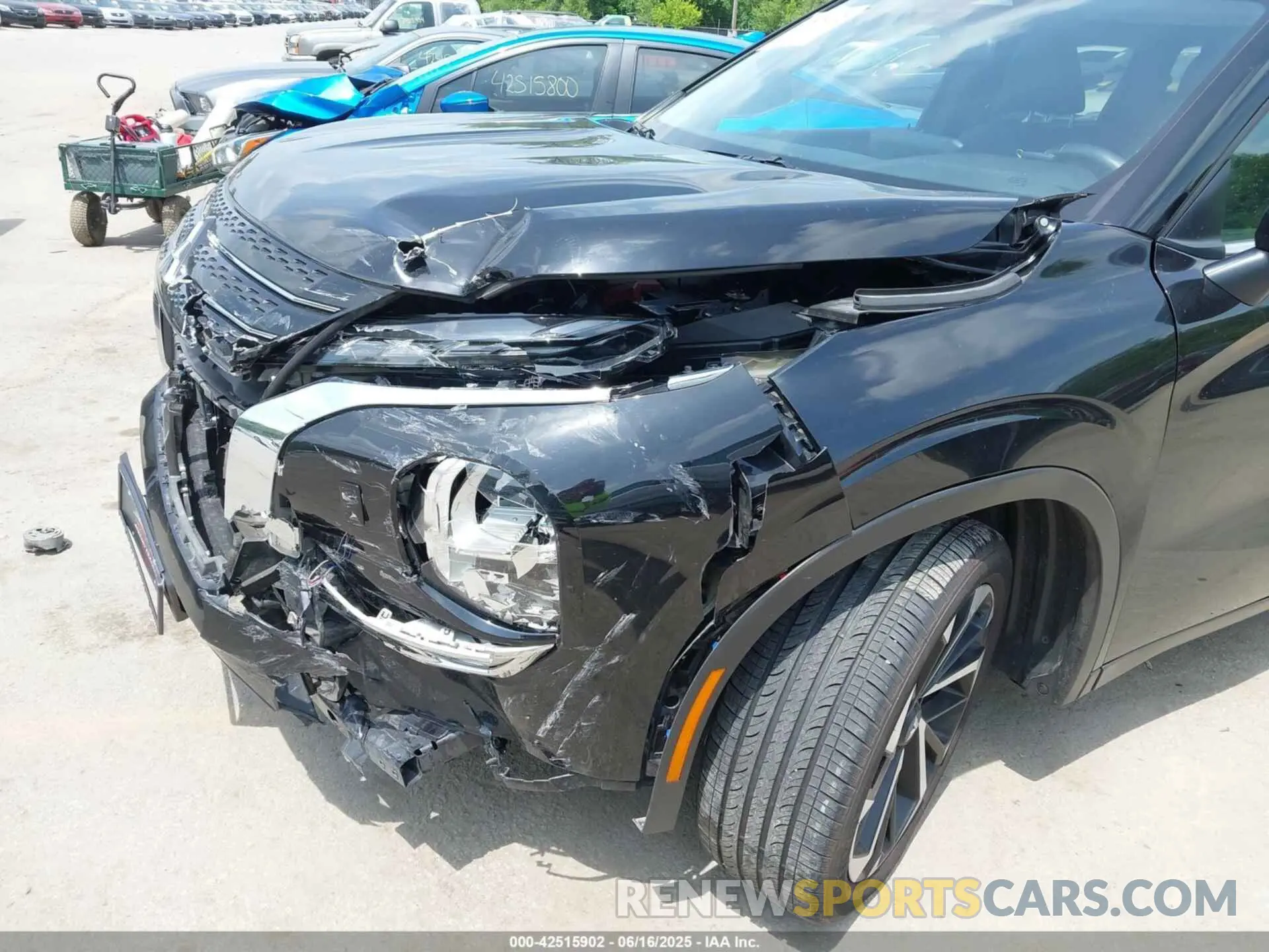 19 Photograph of a damaged car JA4J4VA83RZ014181 MITSUBISHI OUTLANDER 2024