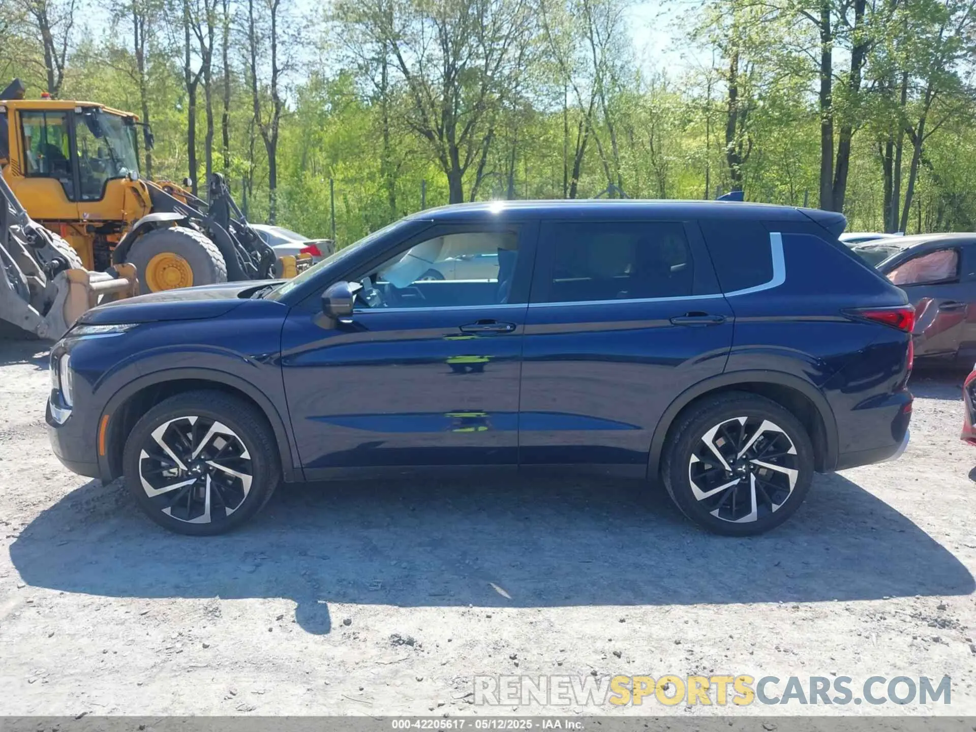 14 Photograph of a damaged car JA4J4VA83RZ042854 MITSUBISHI OUTLANDER 2024