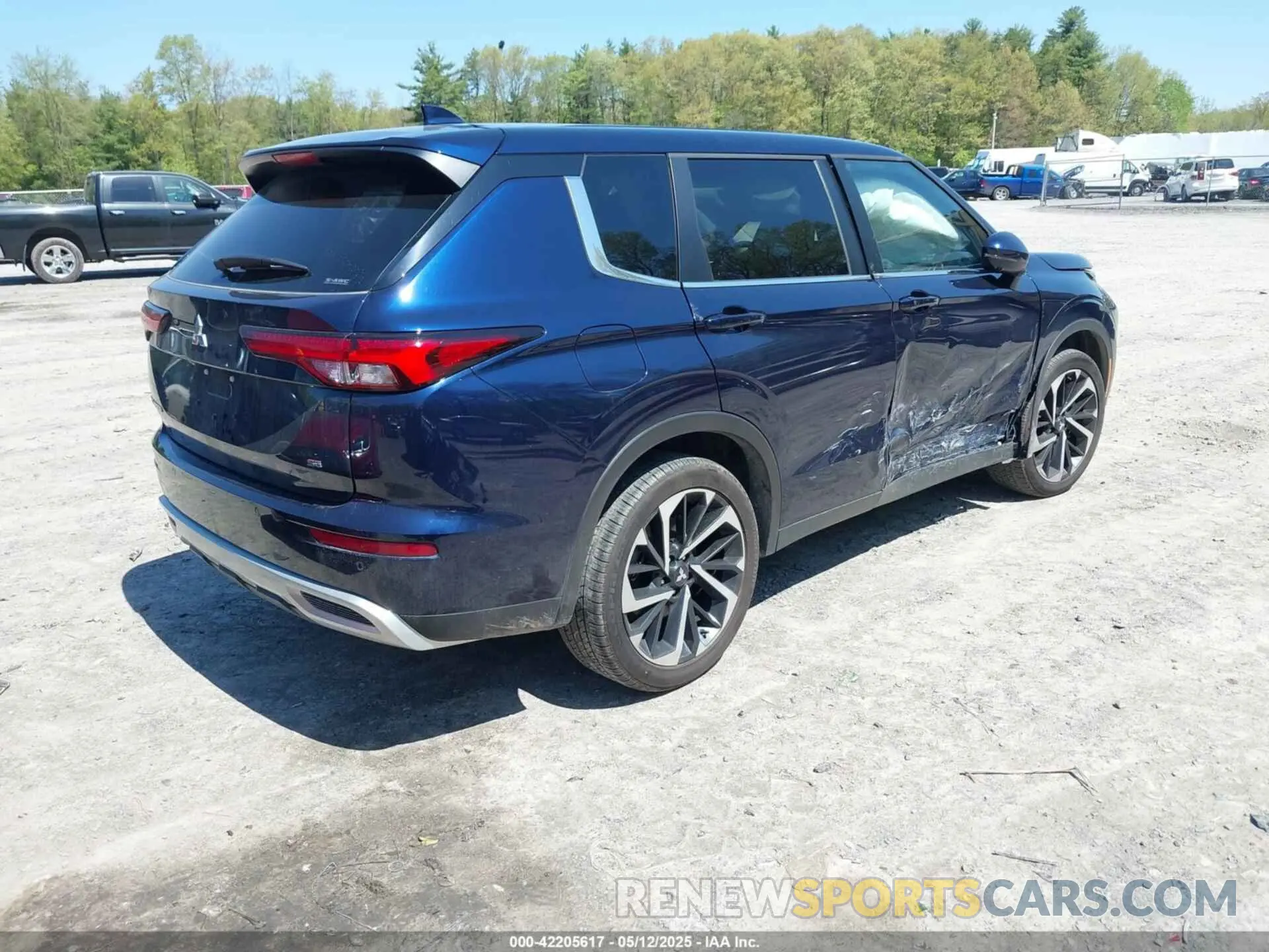 4 Photograph of a damaged car JA4J4VA83RZ042854 MITSUBISHI OUTLANDER 2024