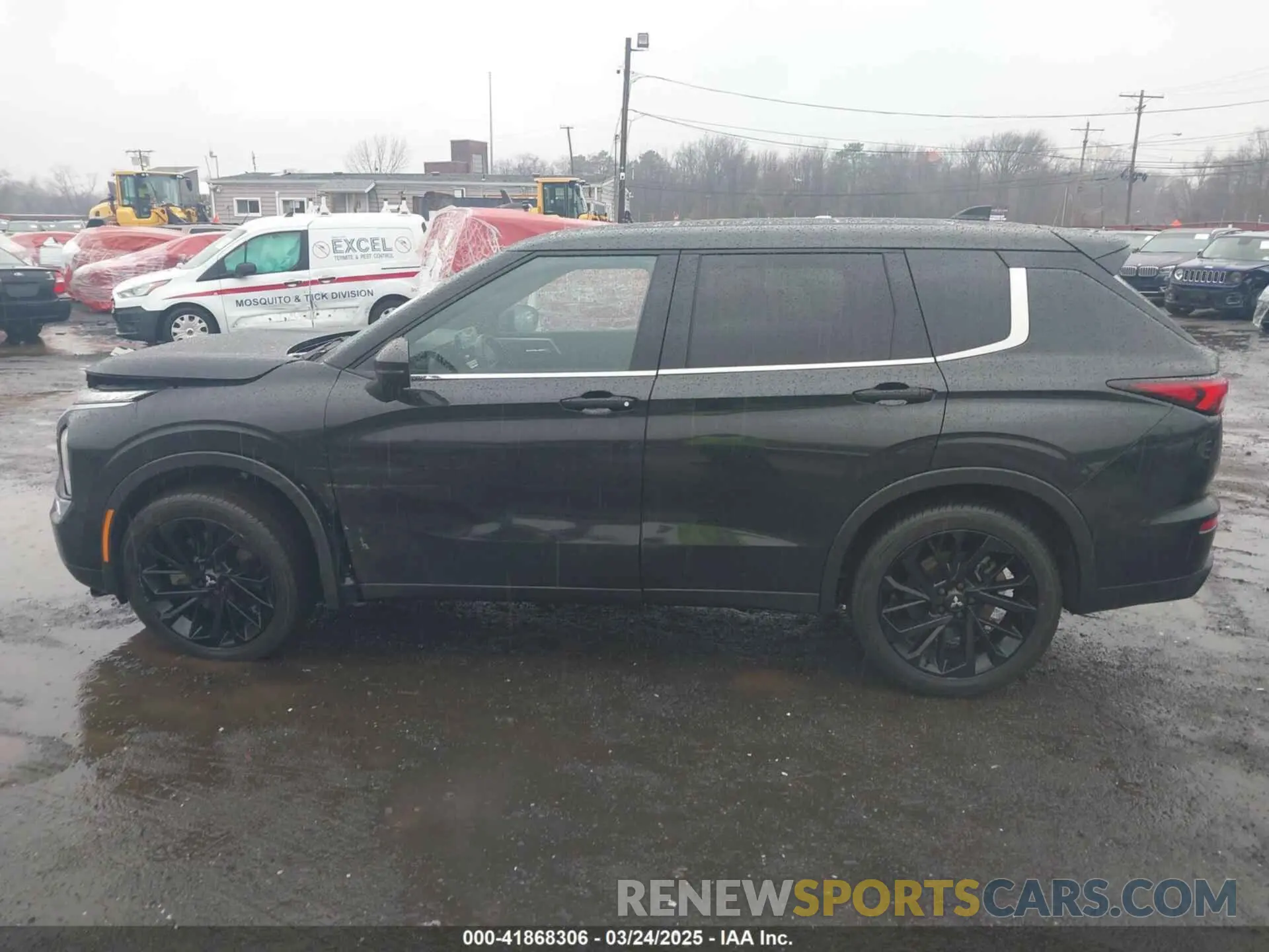 14 Photograph of a damaged car JA4J4VA83RZ069410 MITSUBISHI OUTLANDER 2024
