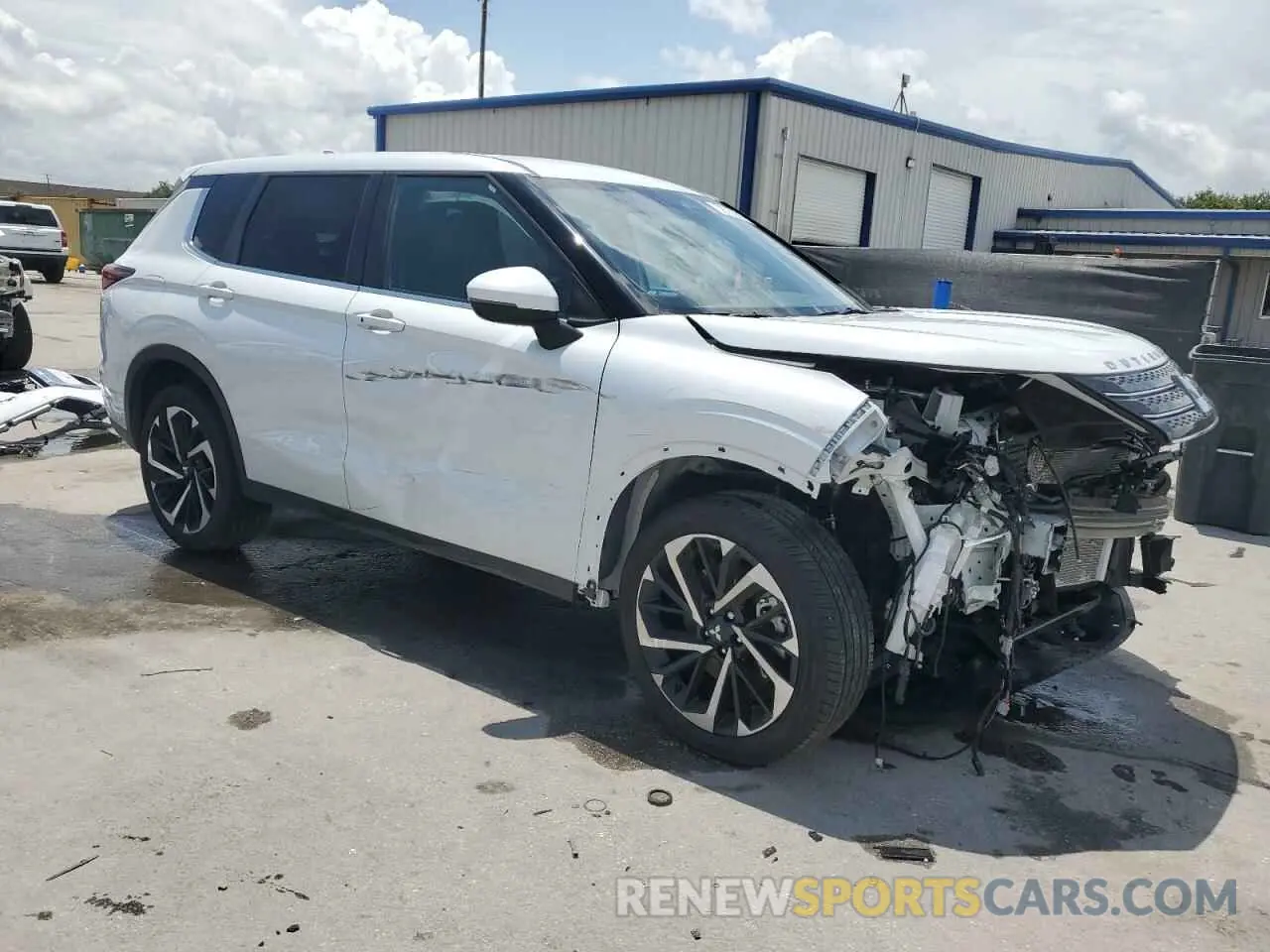 4 Photograph of a damaged car JA4J4VA84RZ082618 MITSUBISHI OUTLANDER 2024