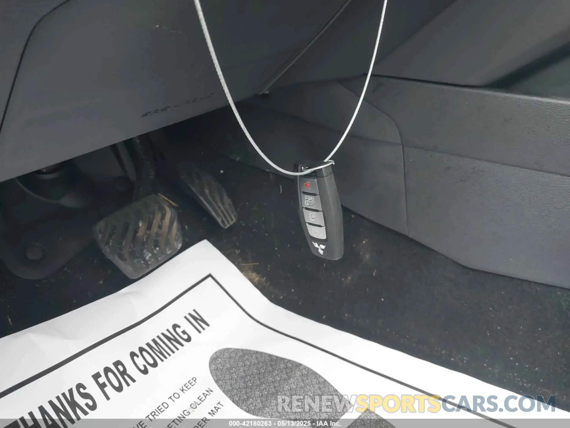 11 Photograph of a damaged car JA4J4VA85RZ015395 MITSUBISHI OUTLANDER 2024