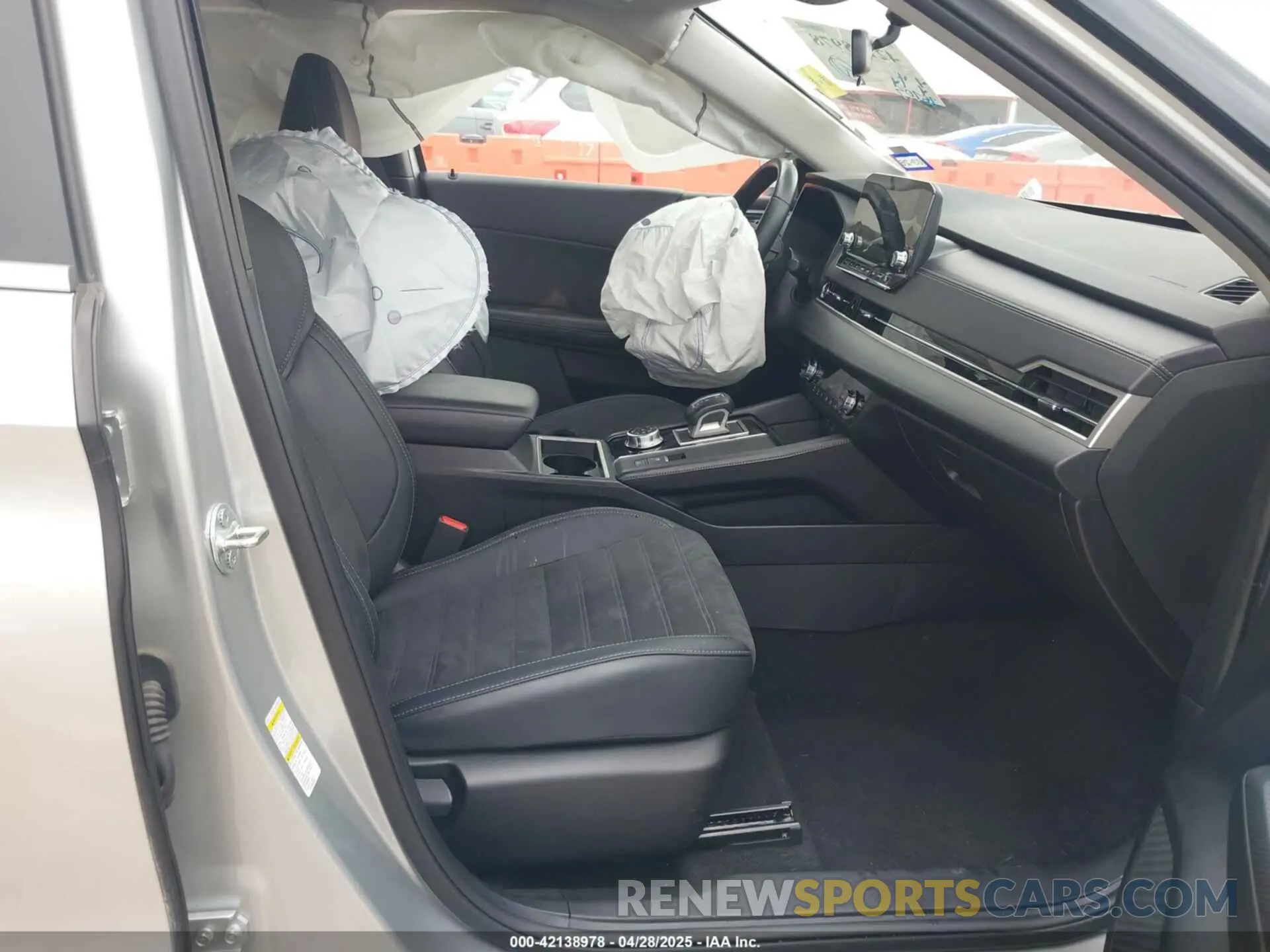 5 Photograph of a damaged car JA4J4VA85RZ050308 MITSUBISHI OUTLANDER 2024