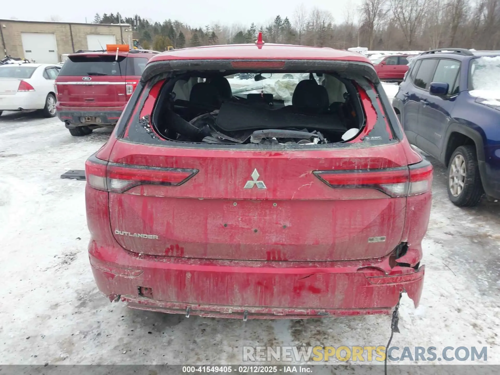 17 Photograph of a damaged car JA4J4VA85RZ054990 MITSUBISHI OUTLANDER 2024