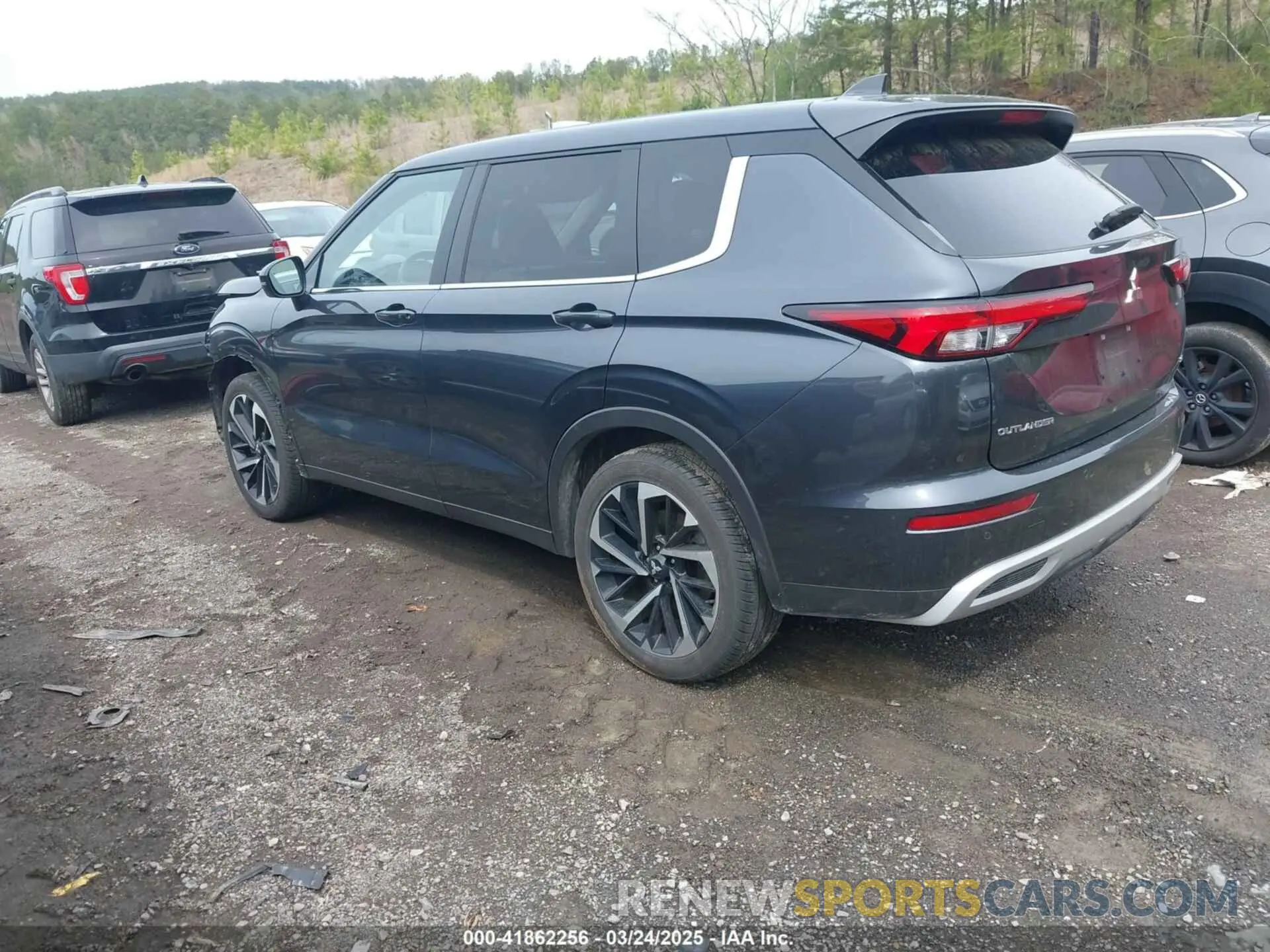 3 Photograph of a damaged car JA4J4VA85RZ064998 MITSUBISHI OUTLANDER 2024