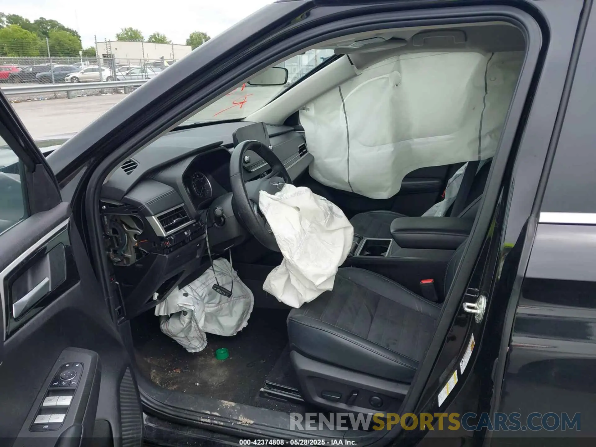 5 Photograph of a damaged car JA4J4VA86RZ039124 MITSUBISHI OUTLANDER 2024