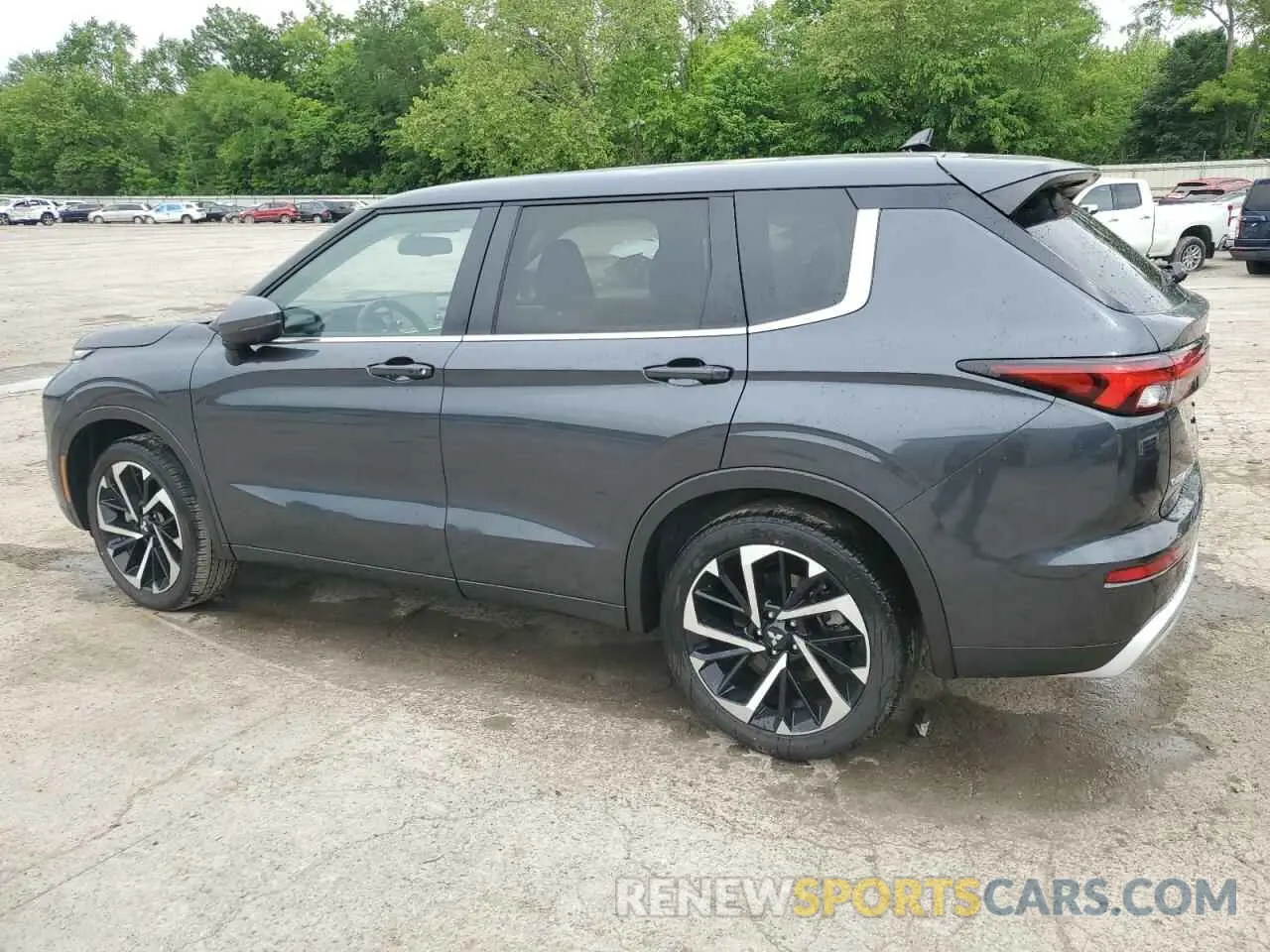 2 Photograph of a damaged car JA4J4VA86RZ049023 MITSUBISHI OUTLANDER 2024