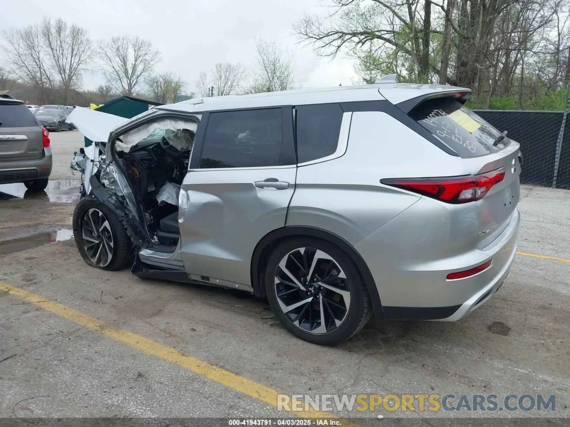 15 Photograph of a damaged car JA4J4VA87RZ051752 MITSUBISHI OUTLANDER 2024