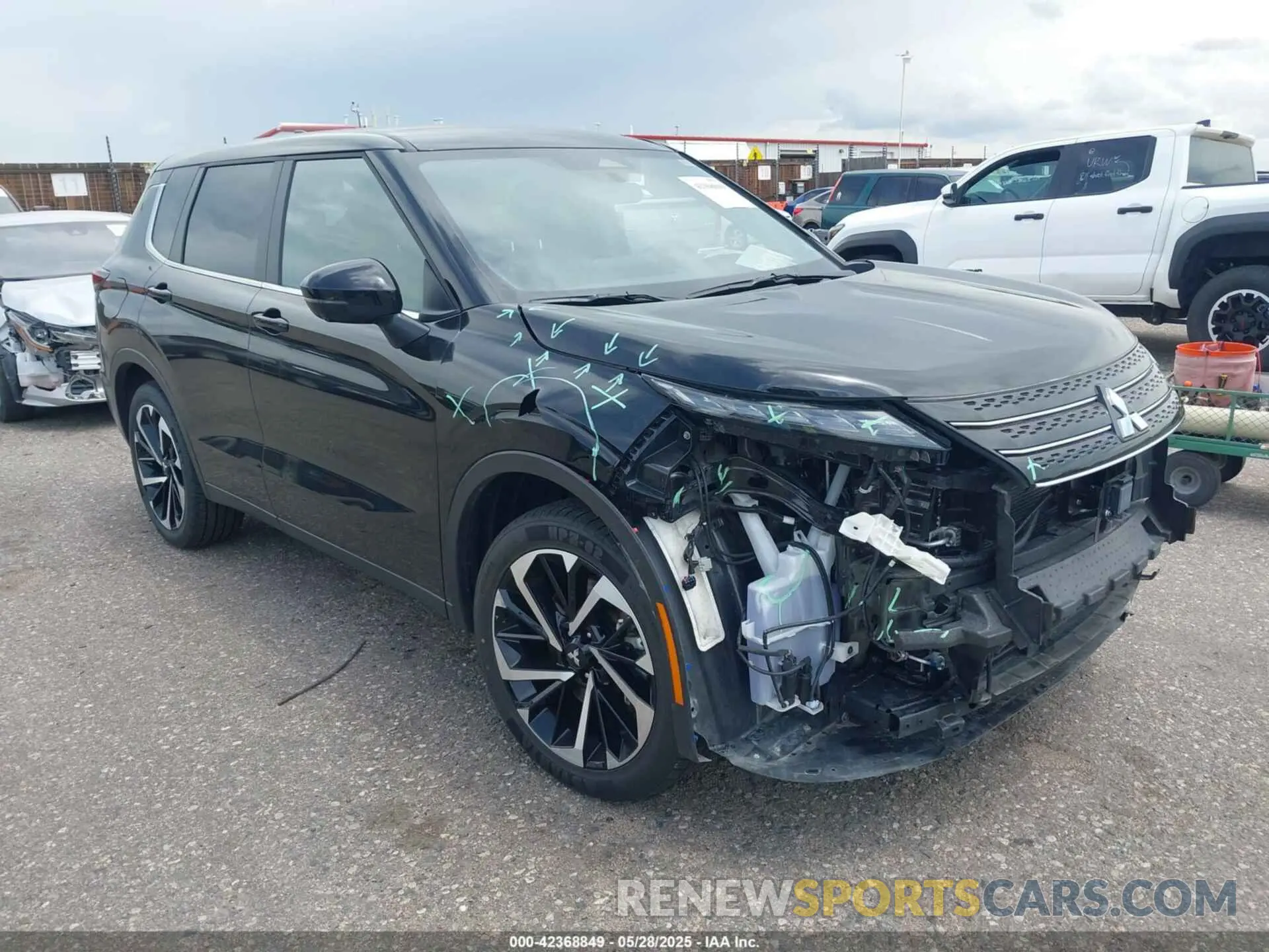 1 Photograph of a damaged car JA4J4VA87RZ077364 MITSUBISHI OUTLANDER 2024