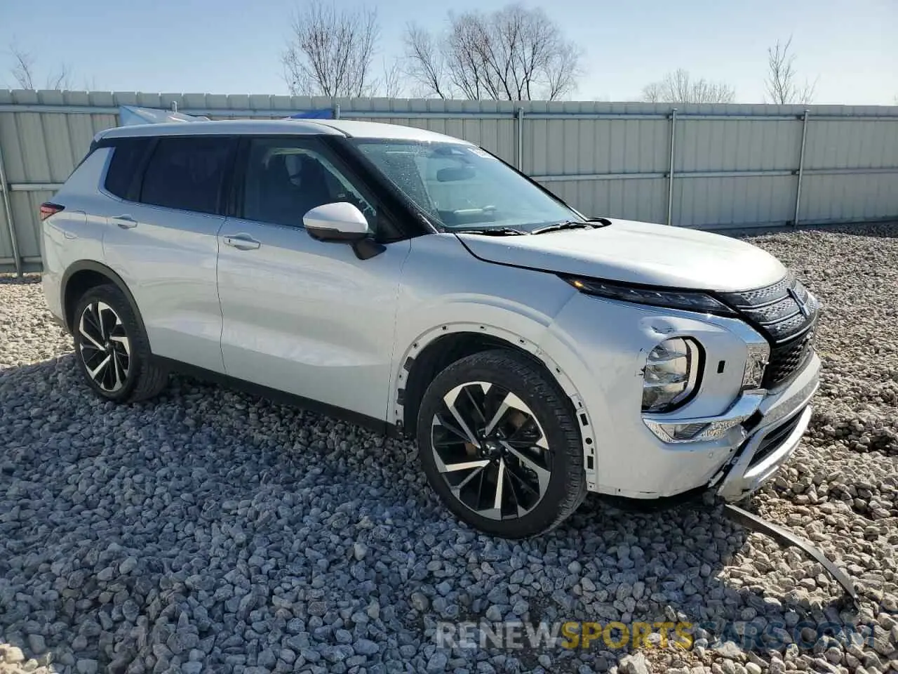 4 Photograph of a damaged car JA4J4VA87RZ089014 MITSUBISHI OUTLANDER 2024