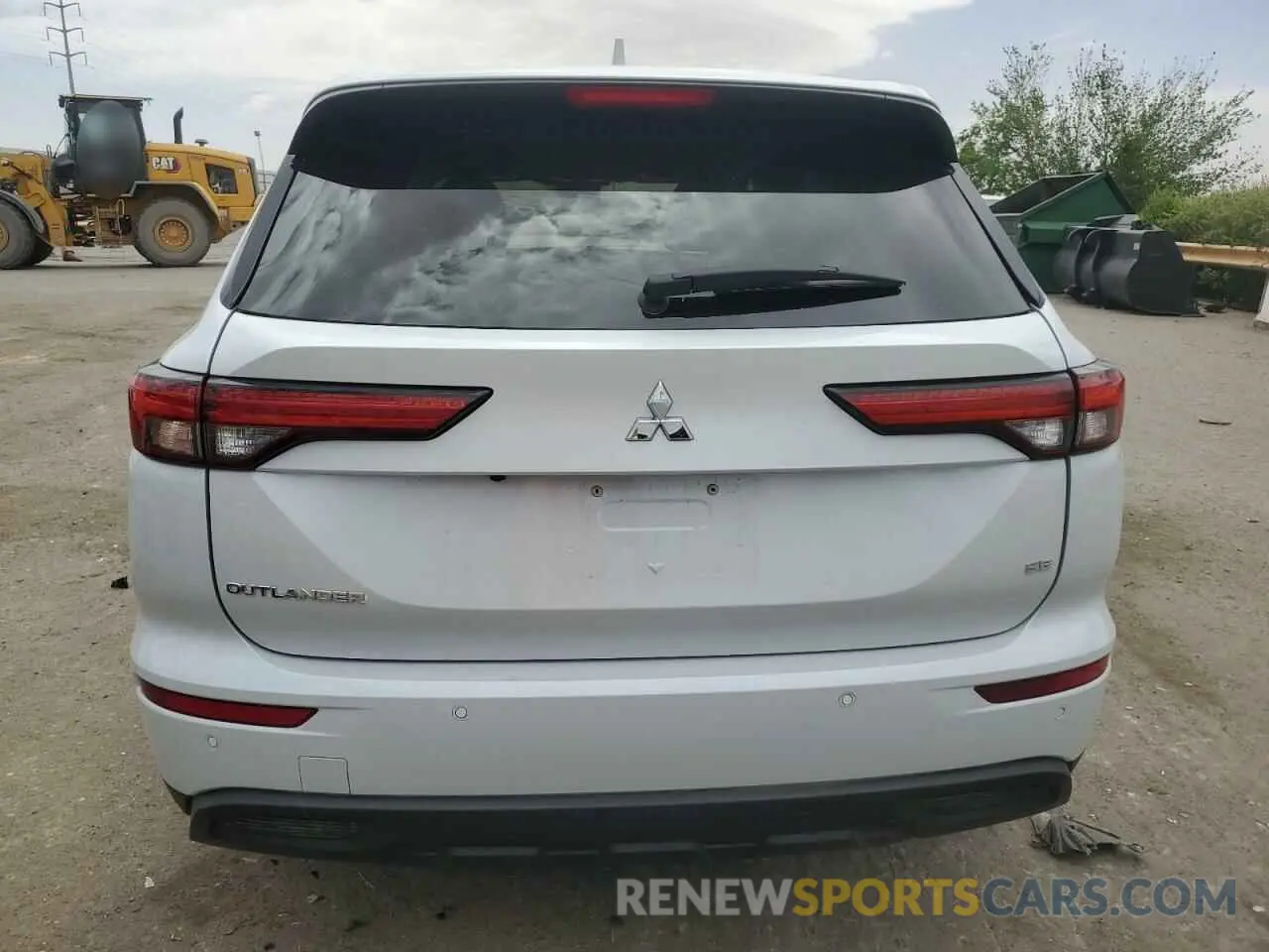6 Photograph of a damaged car JA4J4VA88RZ055437 MITSUBISHI OUTLANDER 2024
