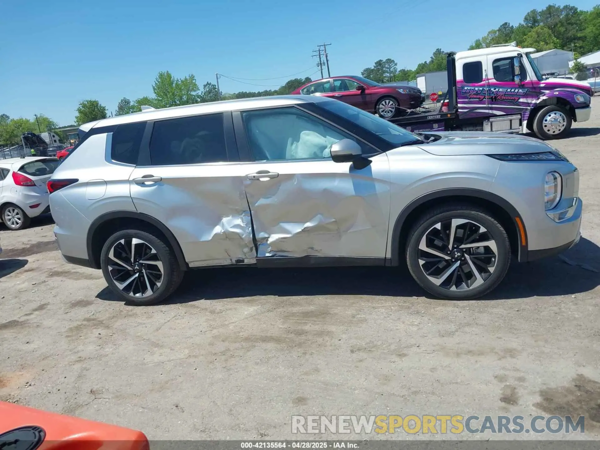 13 Photograph of a damaged car JA4J4VA89RZ071176 MITSUBISHI OUTLANDER 2024