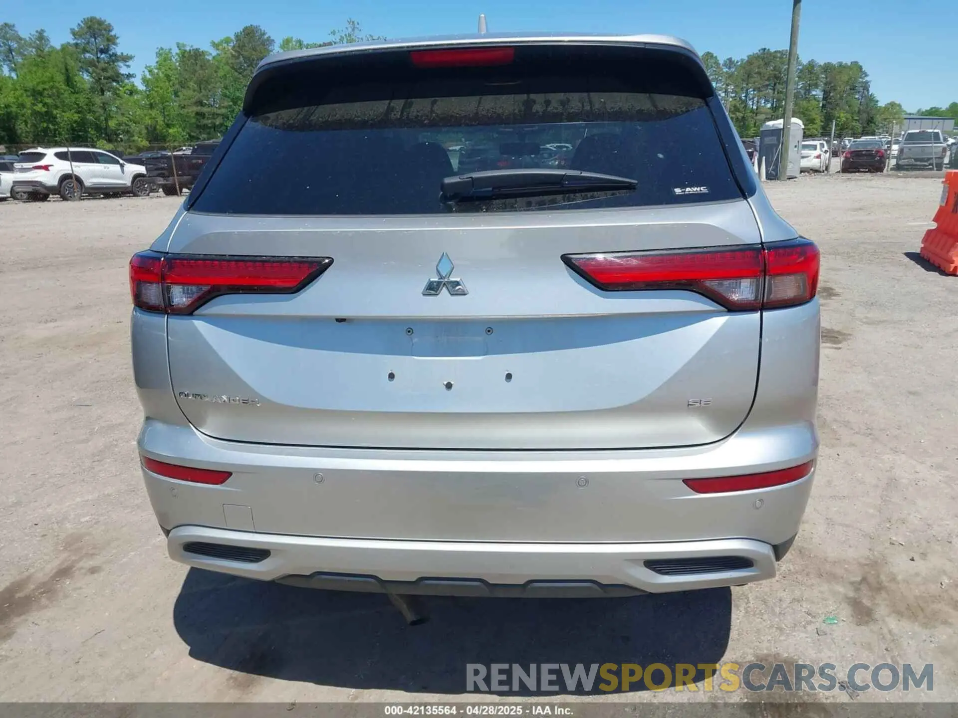 16 Photograph of a damaged car JA4J4VA89RZ071176 MITSUBISHI OUTLANDER 2024