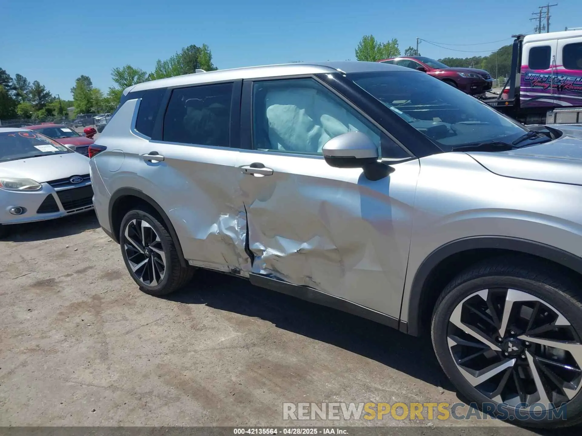 6 Photograph of a damaged car JA4J4VA89RZ071176 MITSUBISHI OUTLANDER 2024