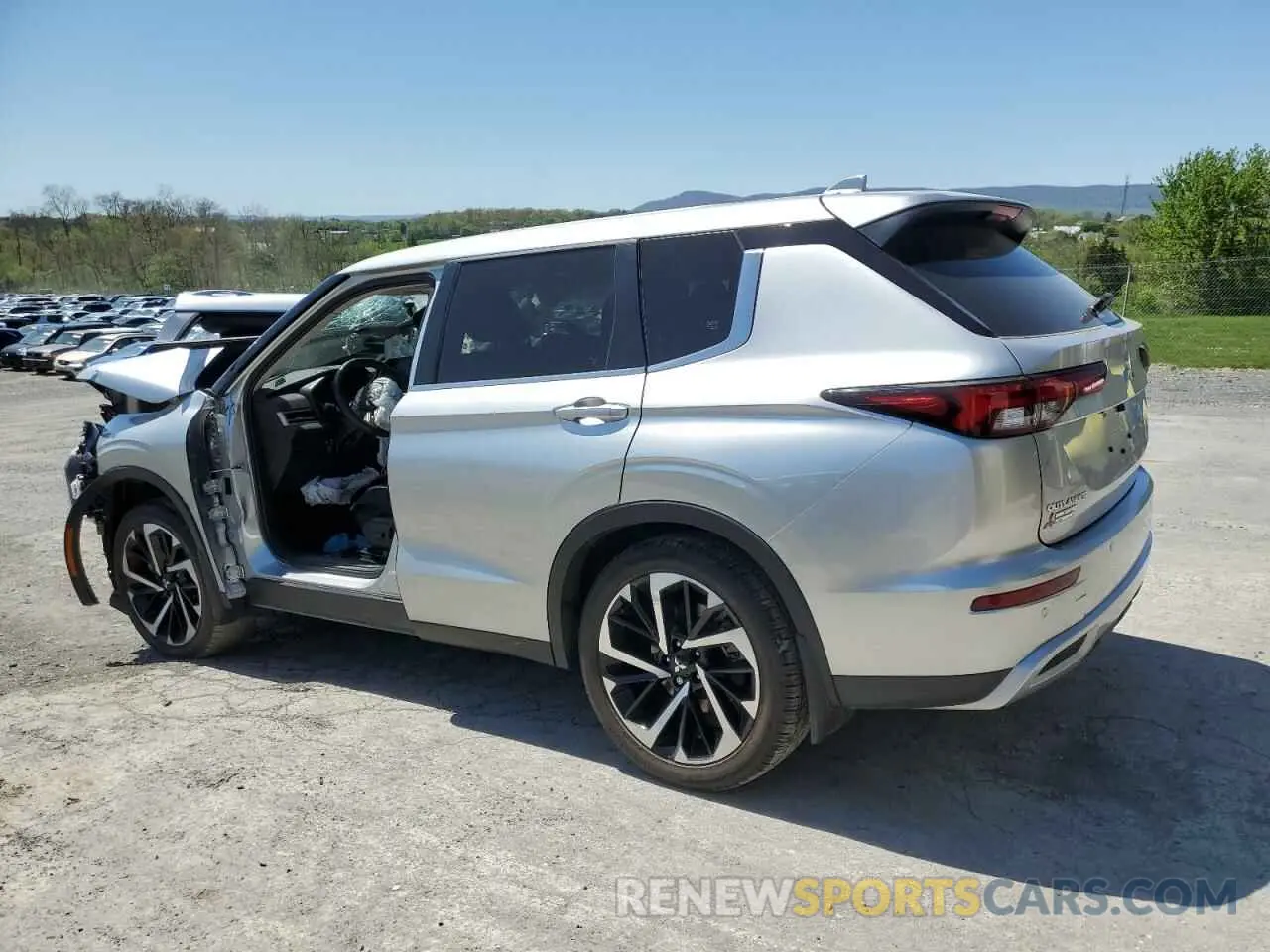 2 Photograph of a damaged car JA4J4VA8XRZ007938 MITSUBISHI OUTLANDER 2024