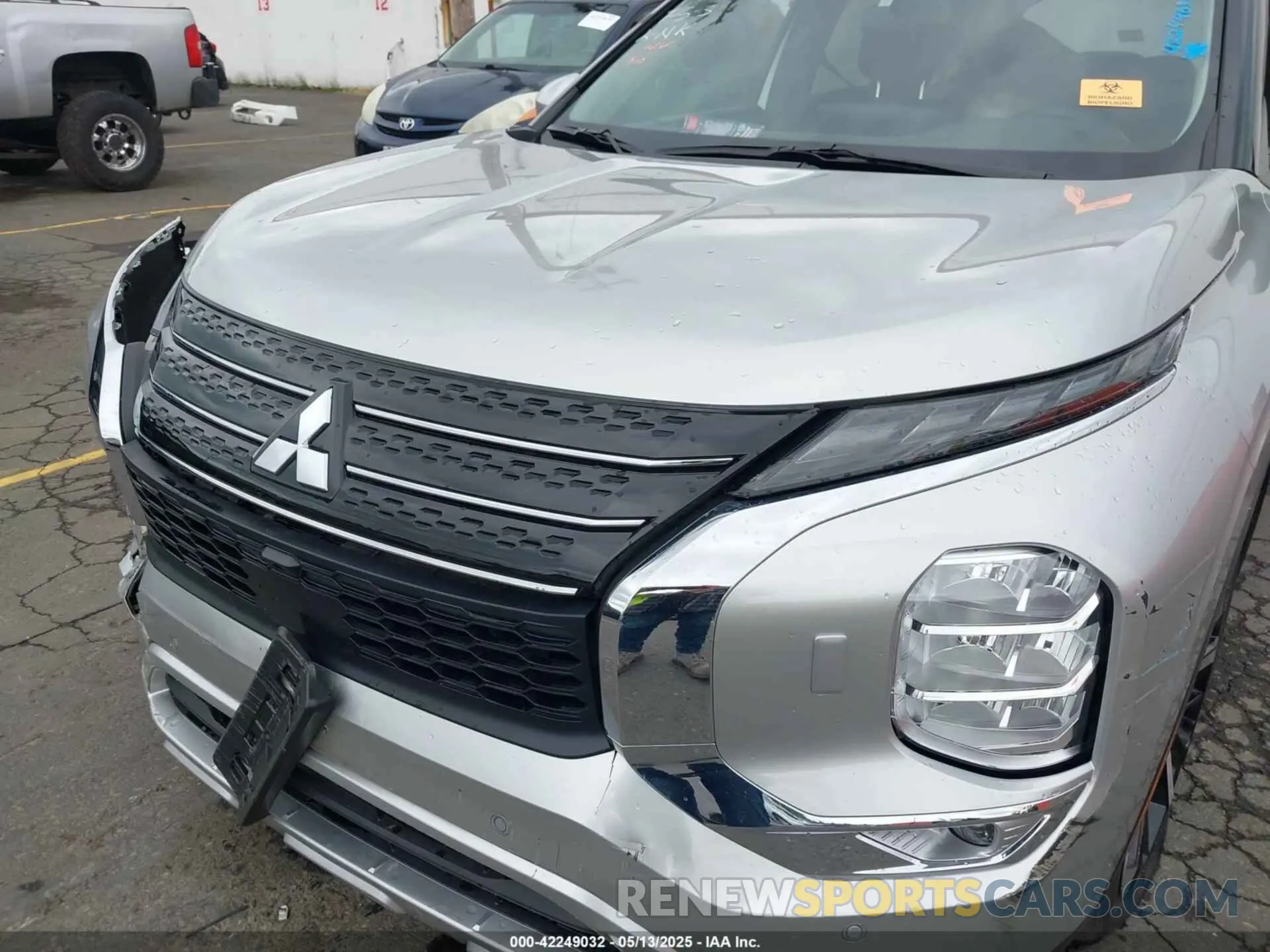 10 Photograph of a damaged car JA4J4VA8XRZ033696 MITSUBISHI OUTLANDER 2024
