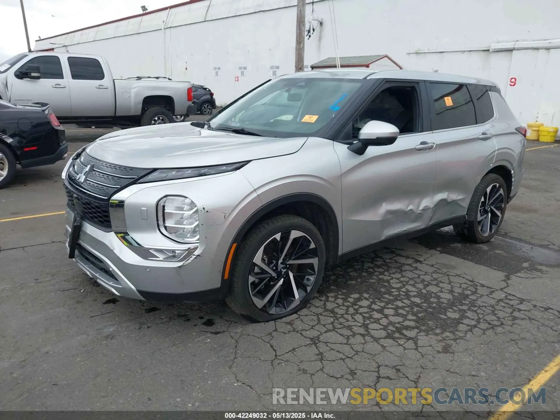 2 Photograph of a damaged car JA4J4VA8XRZ033696 MITSUBISHI OUTLANDER 2024
