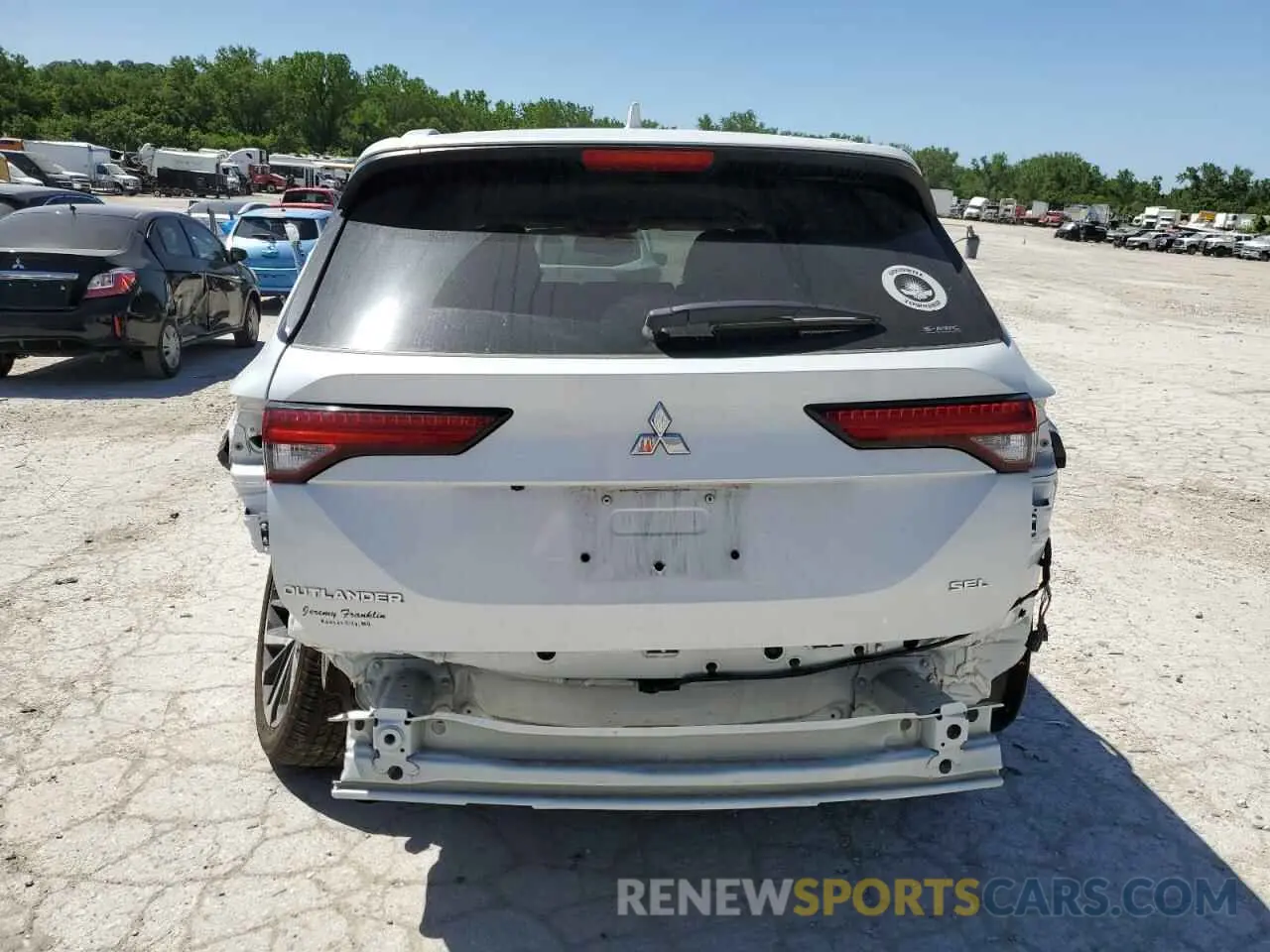 6 Photograph of a damaged car JA4J4WA85RZ079653 MITSUBISHI OUTLANDER 2024