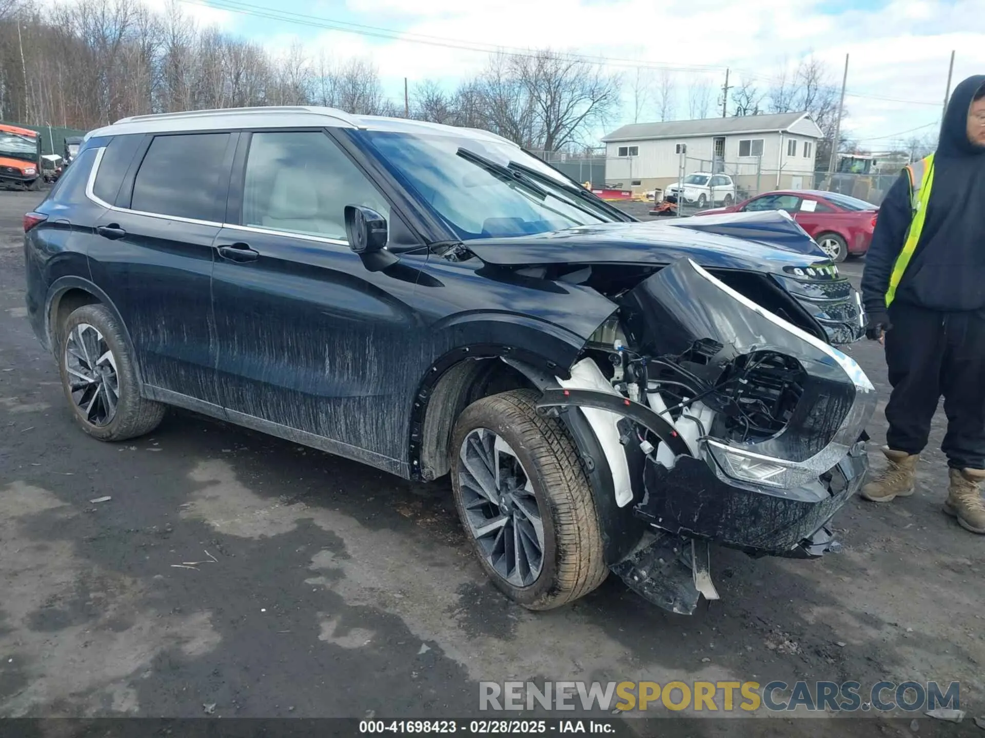 1 Photograph of a damaged car JA4J4WA86RZ036102 MITSUBISHI OUTLANDER 2024