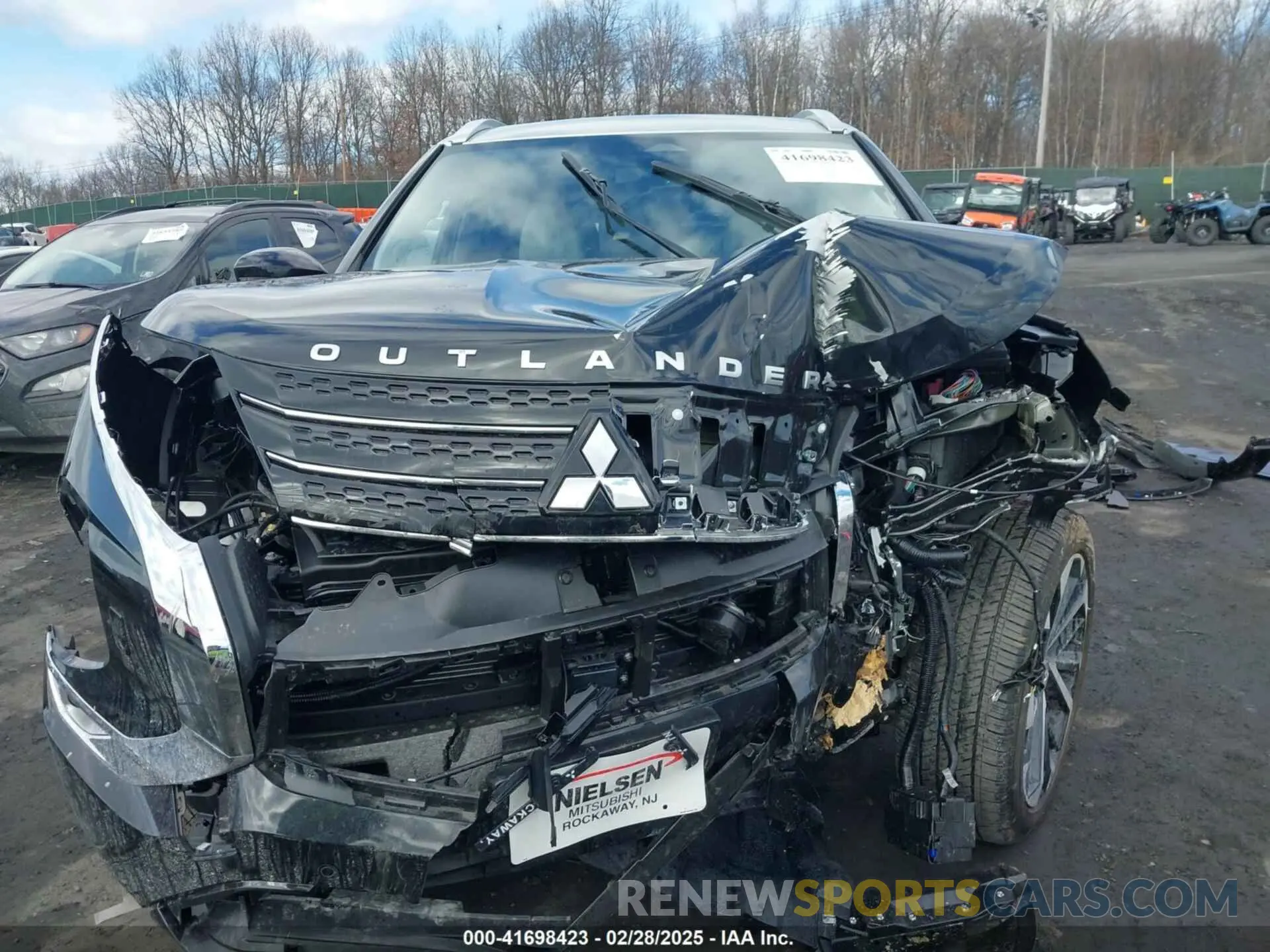 11 Photograph of a damaged car JA4J4WA86RZ036102 MITSUBISHI OUTLANDER 2024