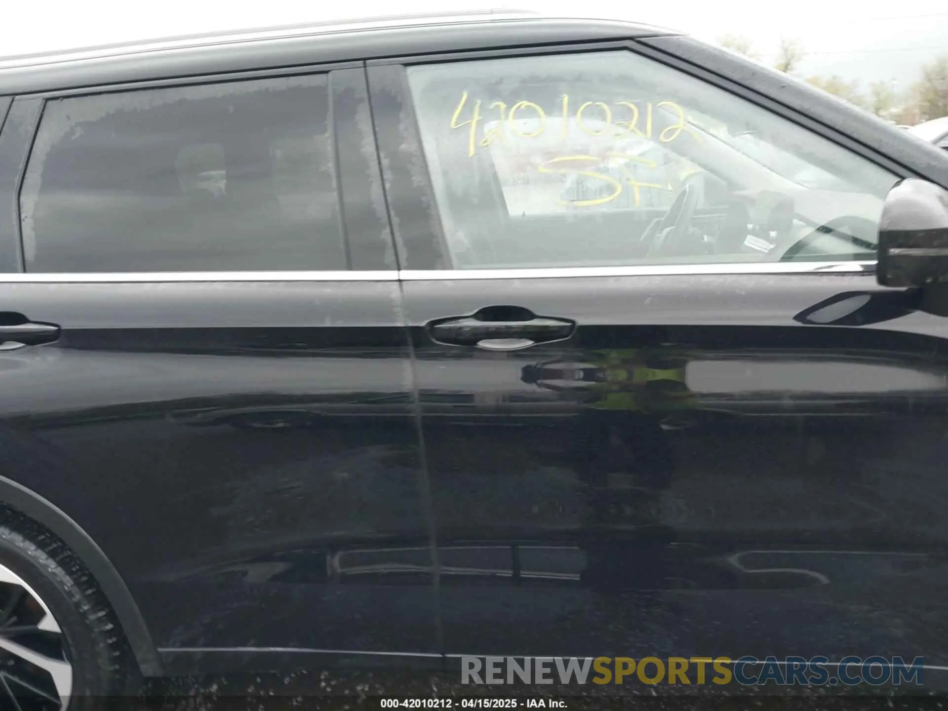 14 Photograph of a damaged car JA4J4WA86RZ039386 MITSUBISHI OUTLANDER 2024