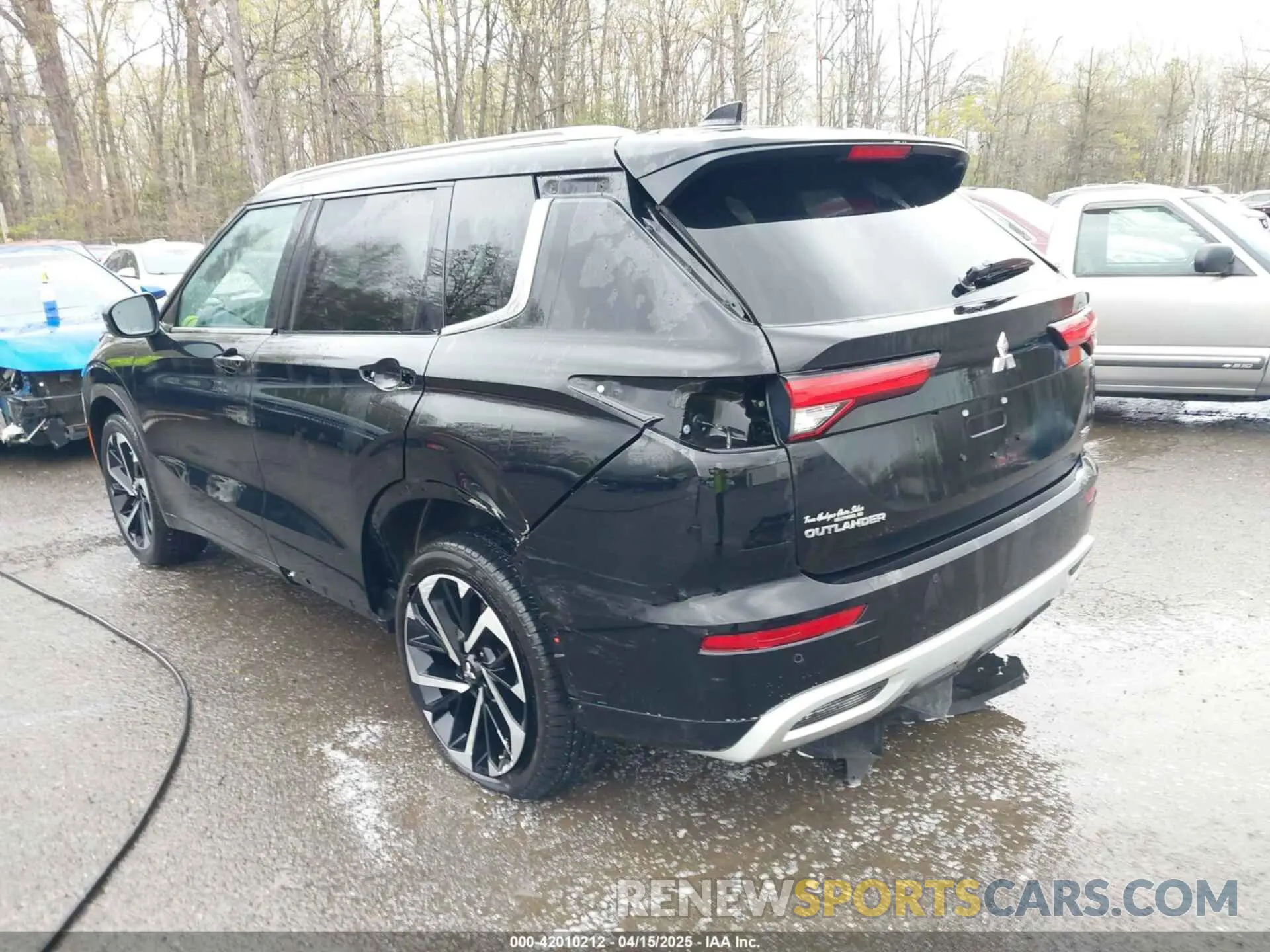 3 Photograph of a damaged car JA4J4WA86RZ039386 MITSUBISHI OUTLANDER 2024