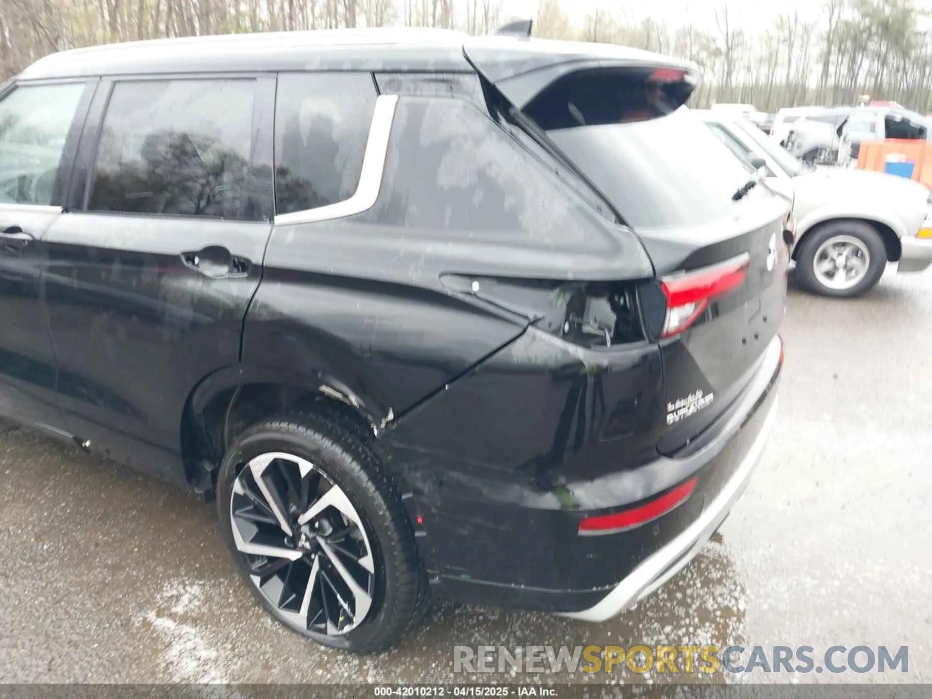 6 Photograph of a damaged car JA4J4WA86RZ039386 MITSUBISHI OUTLANDER 2024