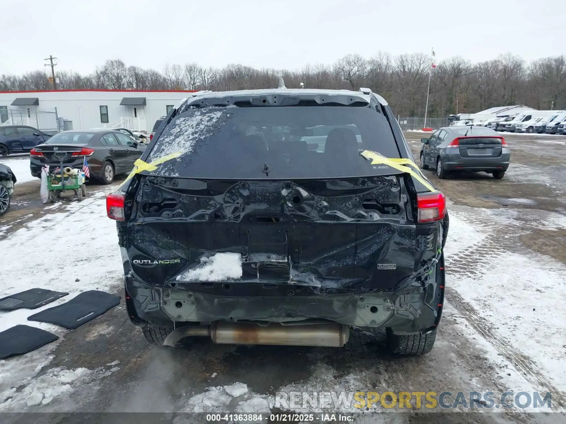 17 Photograph of a damaged car JA4J4WA87RZ030521 MITSUBISHI OUTLANDER 2024