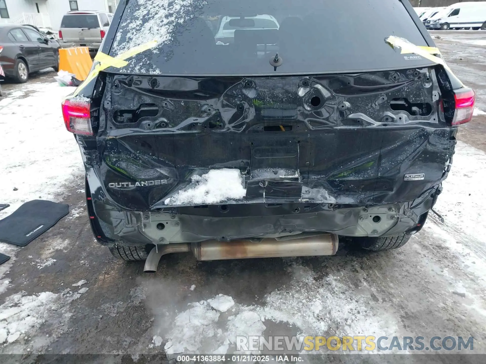 18 Photograph of a damaged car JA4J4WA87RZ030521 MITSUBISHI OUTLANDER 2024