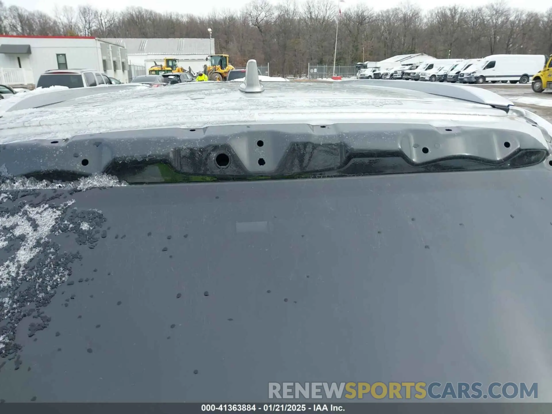 19 Photograph of a damaged car JA4J4WA87RZ030521 MITSUBISHI OUTLANDER 2024