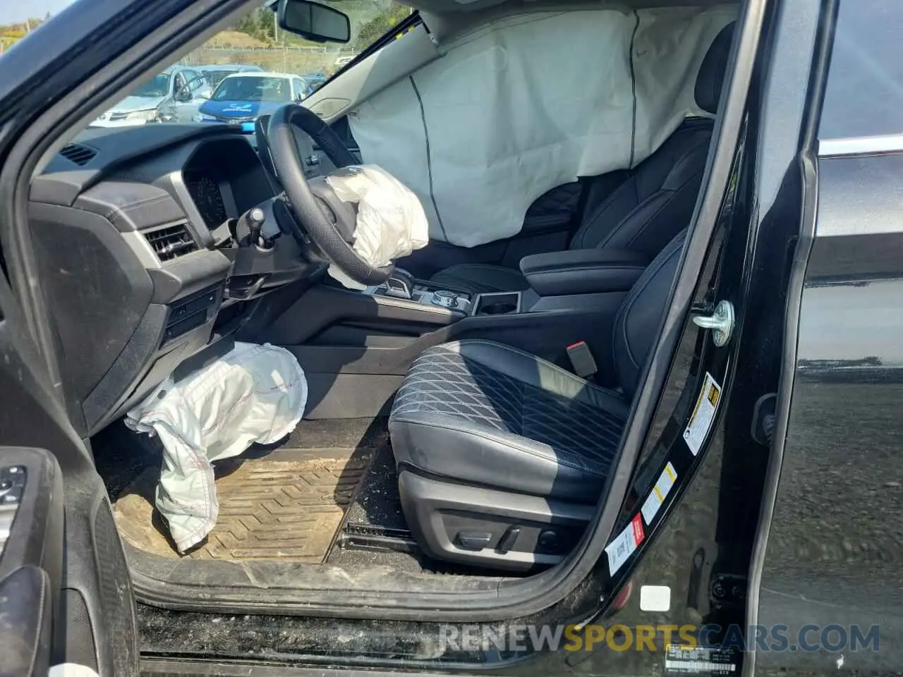 7 Photograph of a damaged car JA4J4WA87RZ602204 MITSUBISHI OUTLANDER 2024